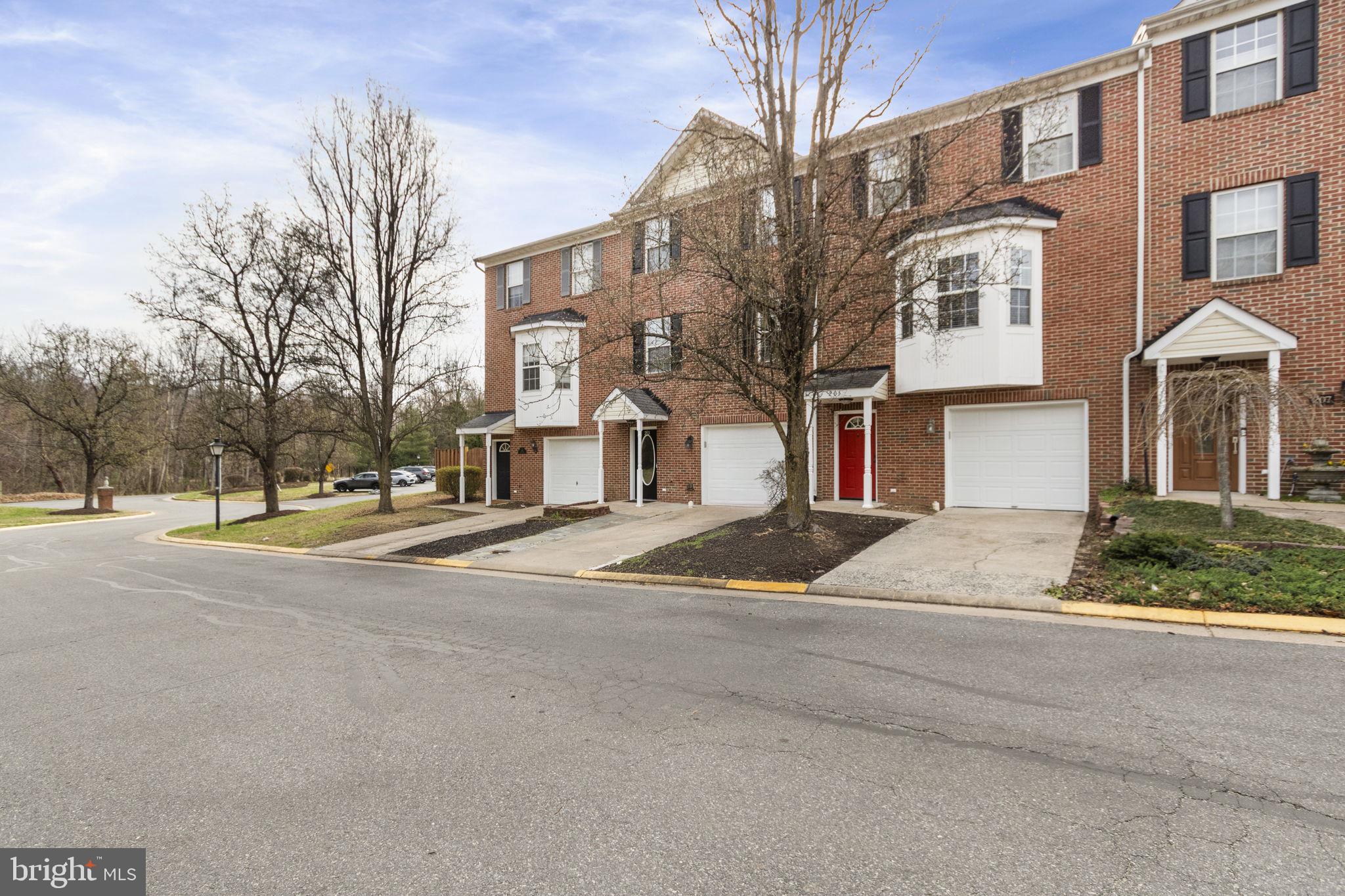 CHATHAM LANDING - Residential