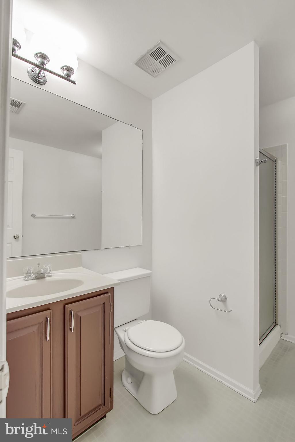 CROMWELL STATION - Residential