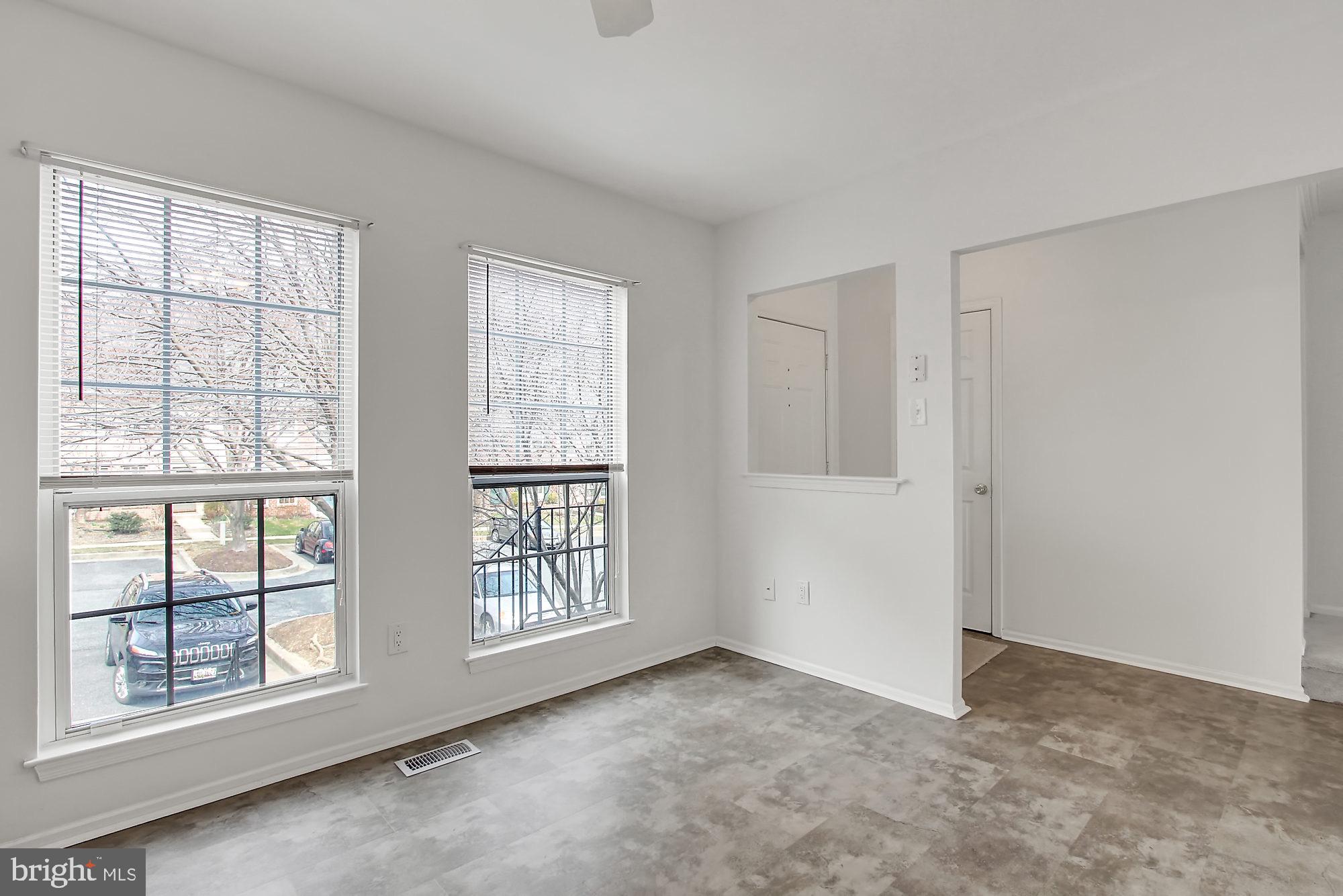 CROMWELL STATION - Residential