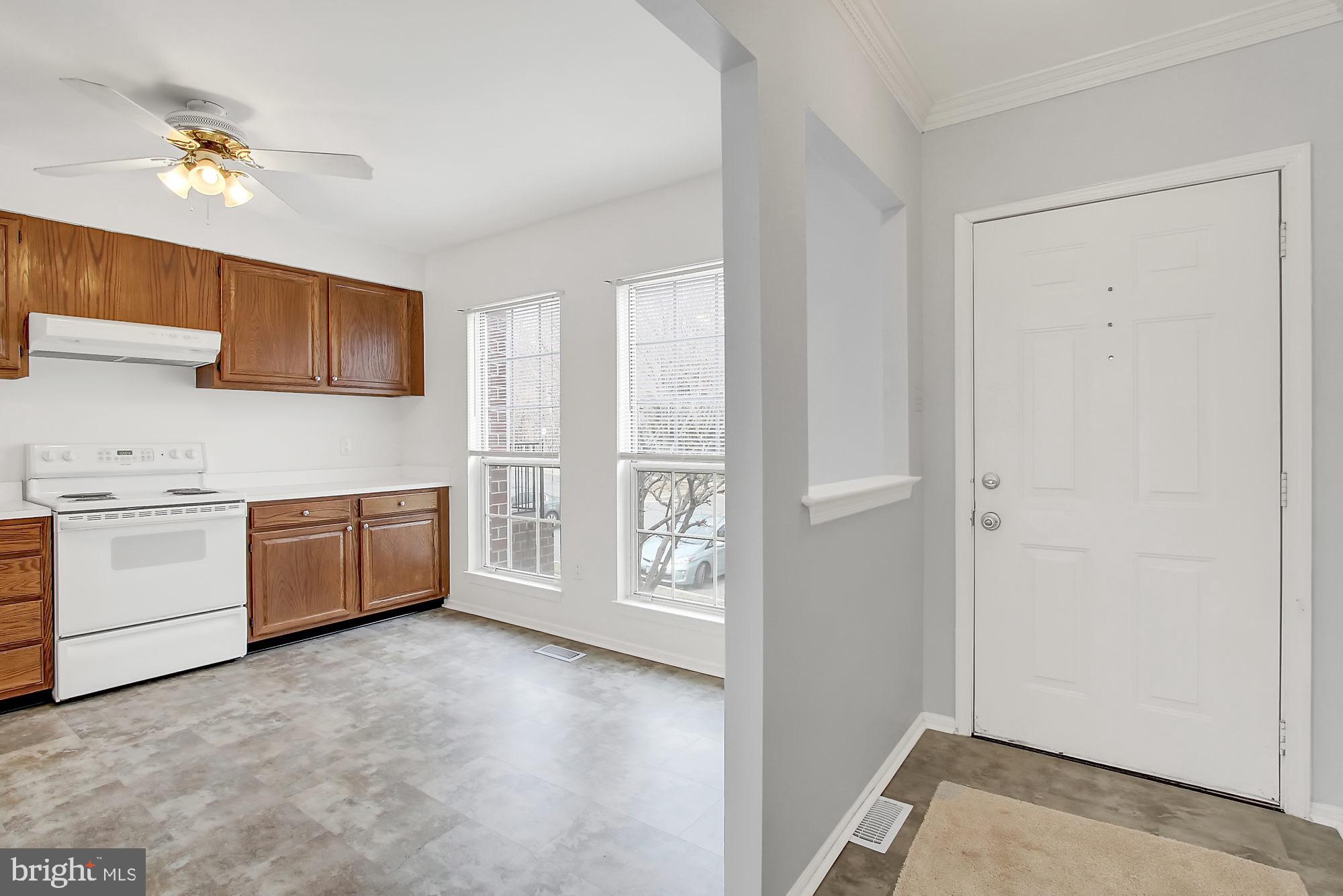 CROMWELL STATION - Residential