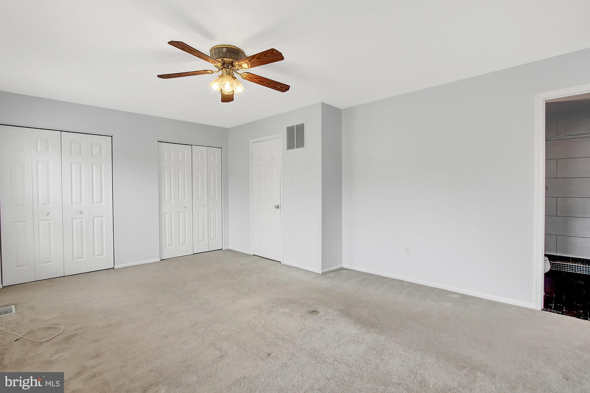 CROMWELL STATION - Residential