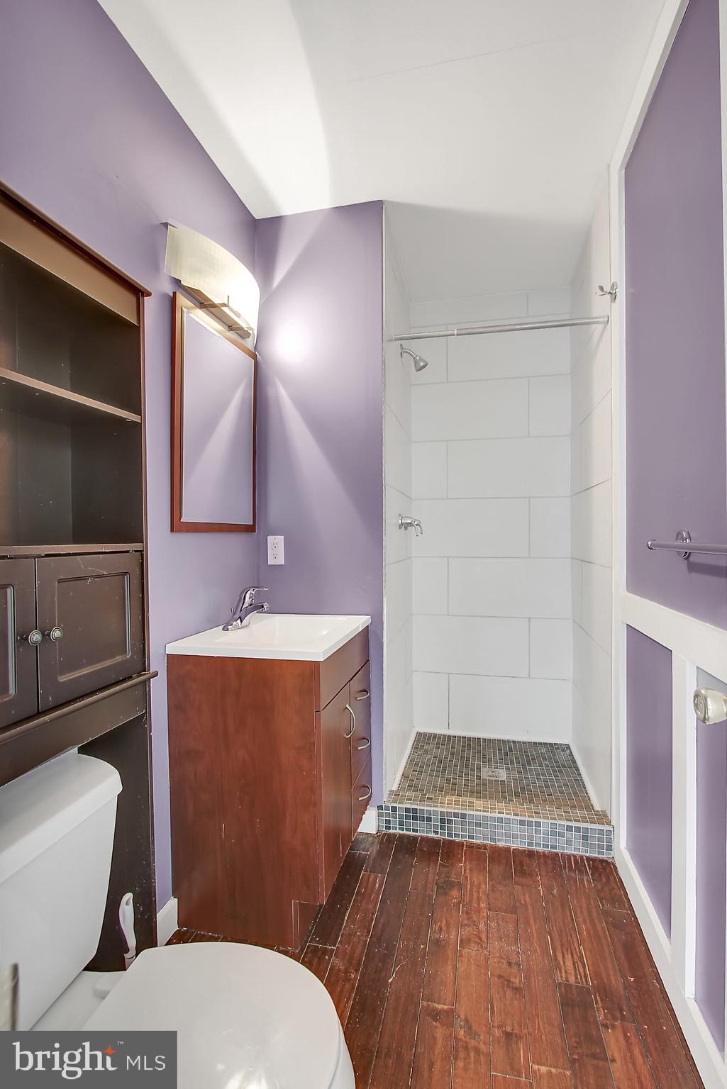 CROMWELL STATION - Residential