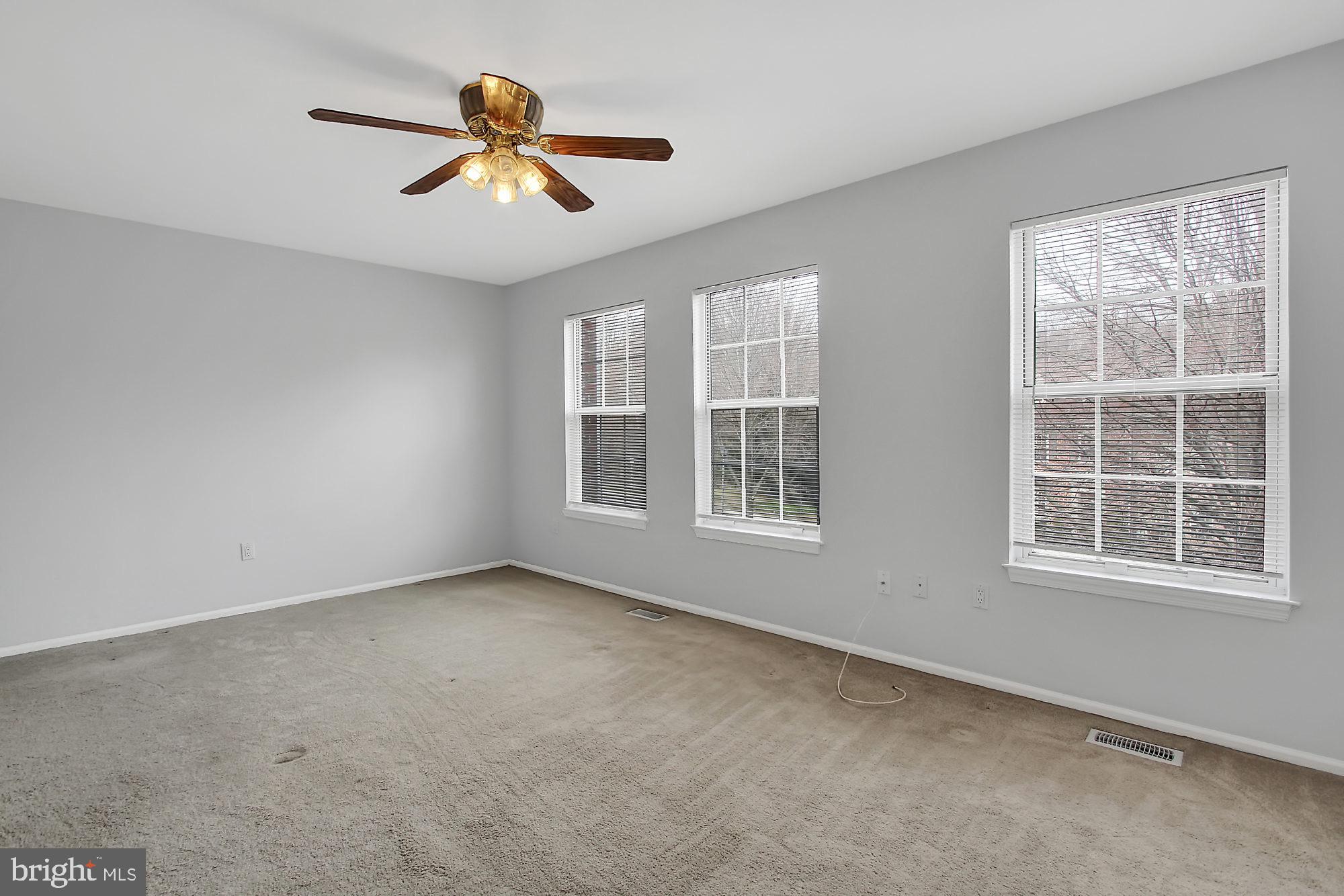 CROMWELL STATION - Residential