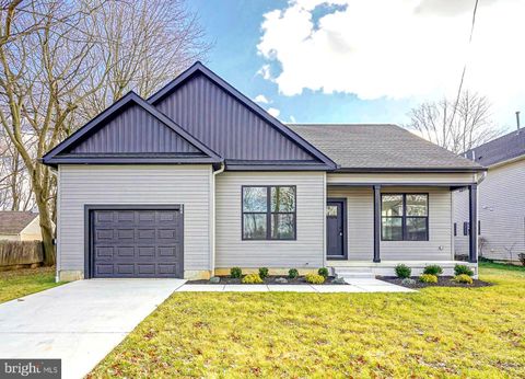 Photo of 308 Oak Street, WILLIAMSTOWN, NJ 08094 (MLS # NJGL2067884)