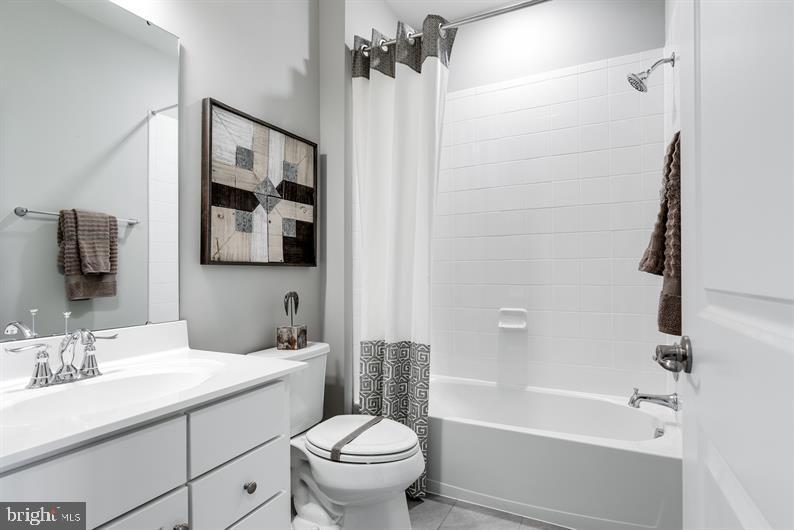 GREENLEIGH AT CROSSROADS - Residential