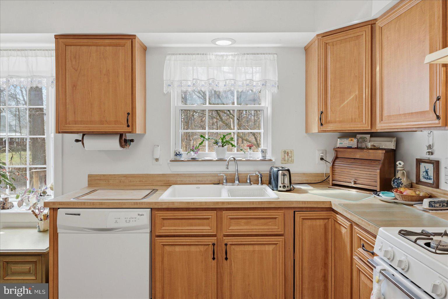 CARDINAL GLEN - Residential