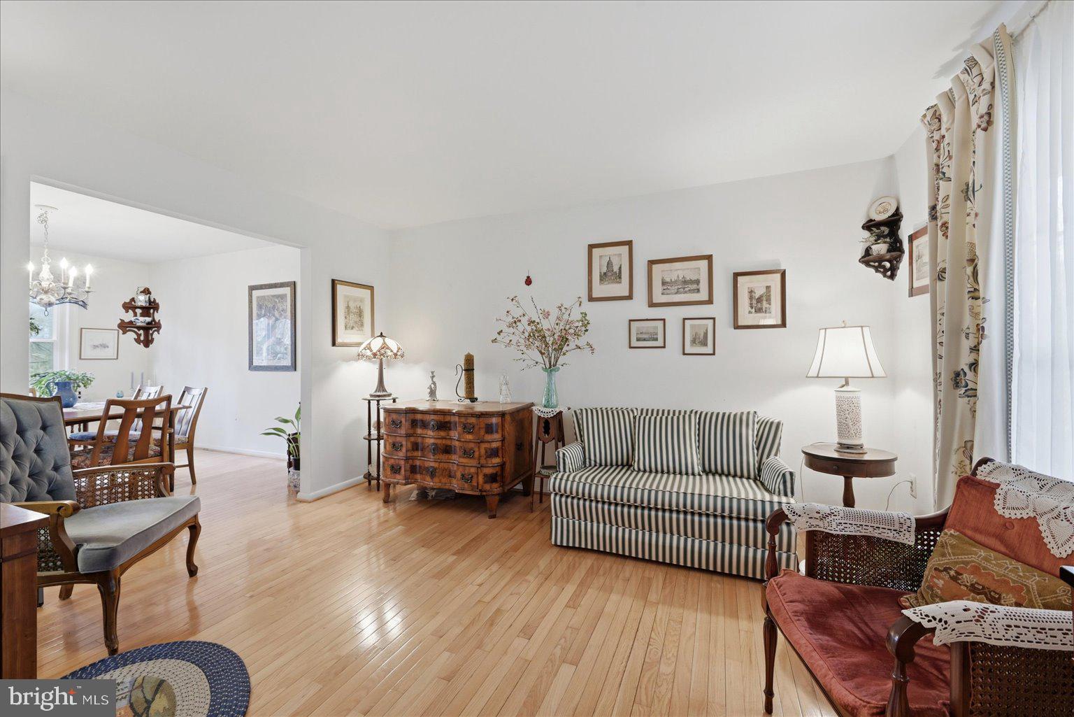 CARDINAL GLEN - Residential