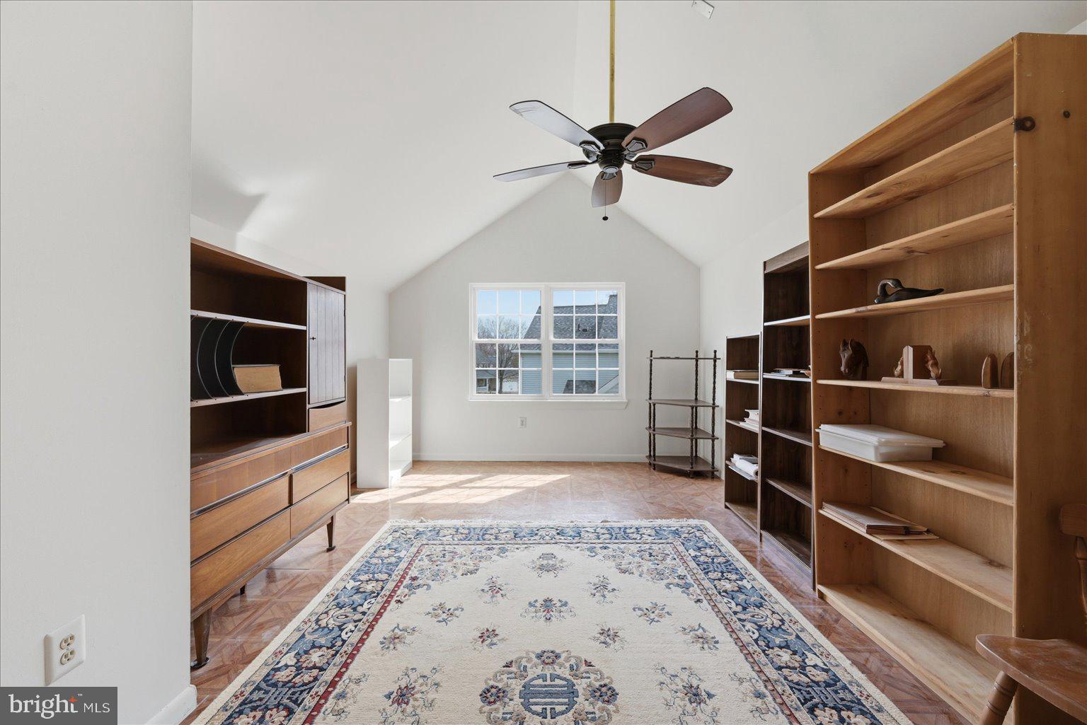 CARDINAL GLEN - Residential