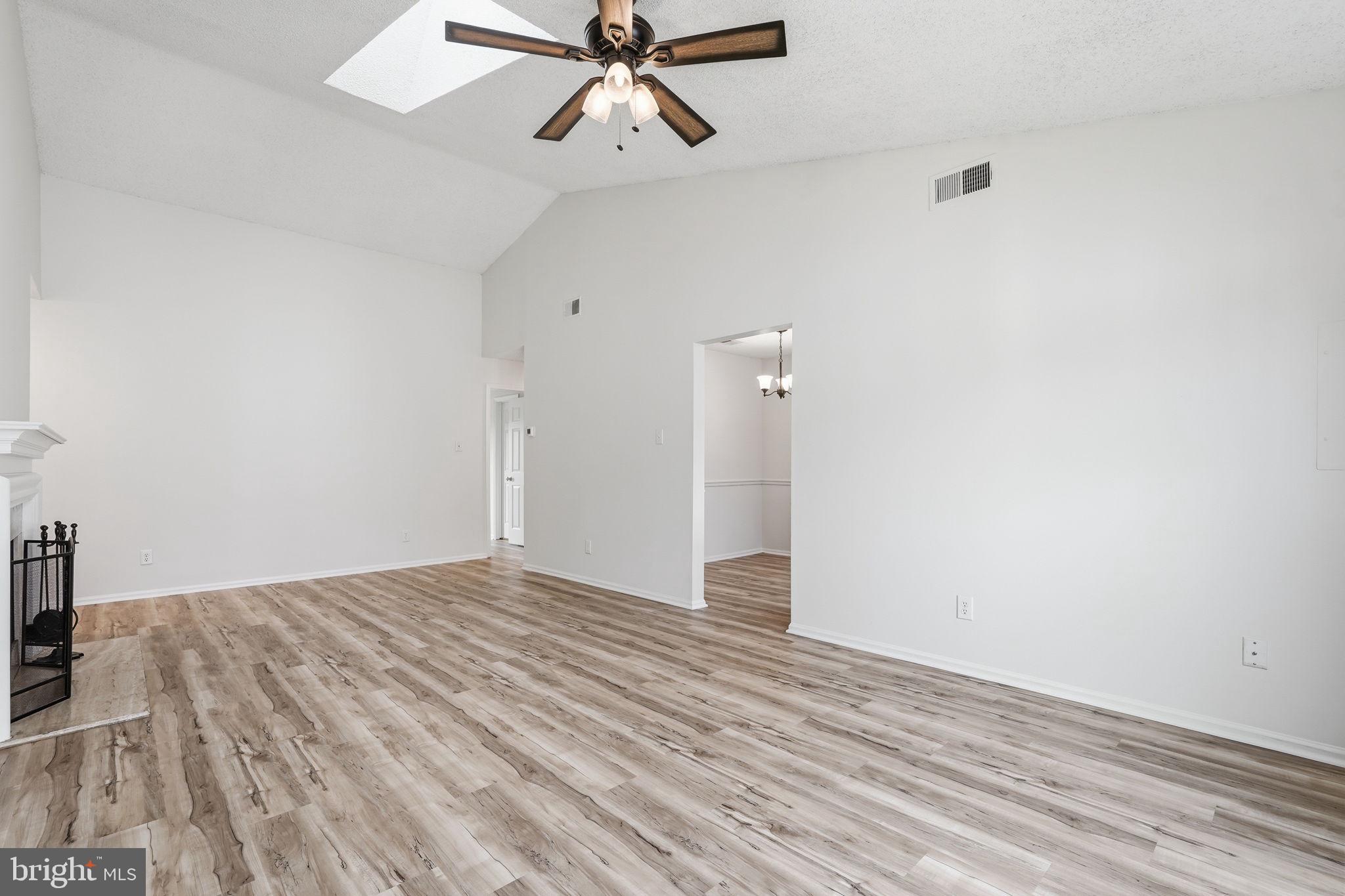 FOX CHASE/EXETER - Residential