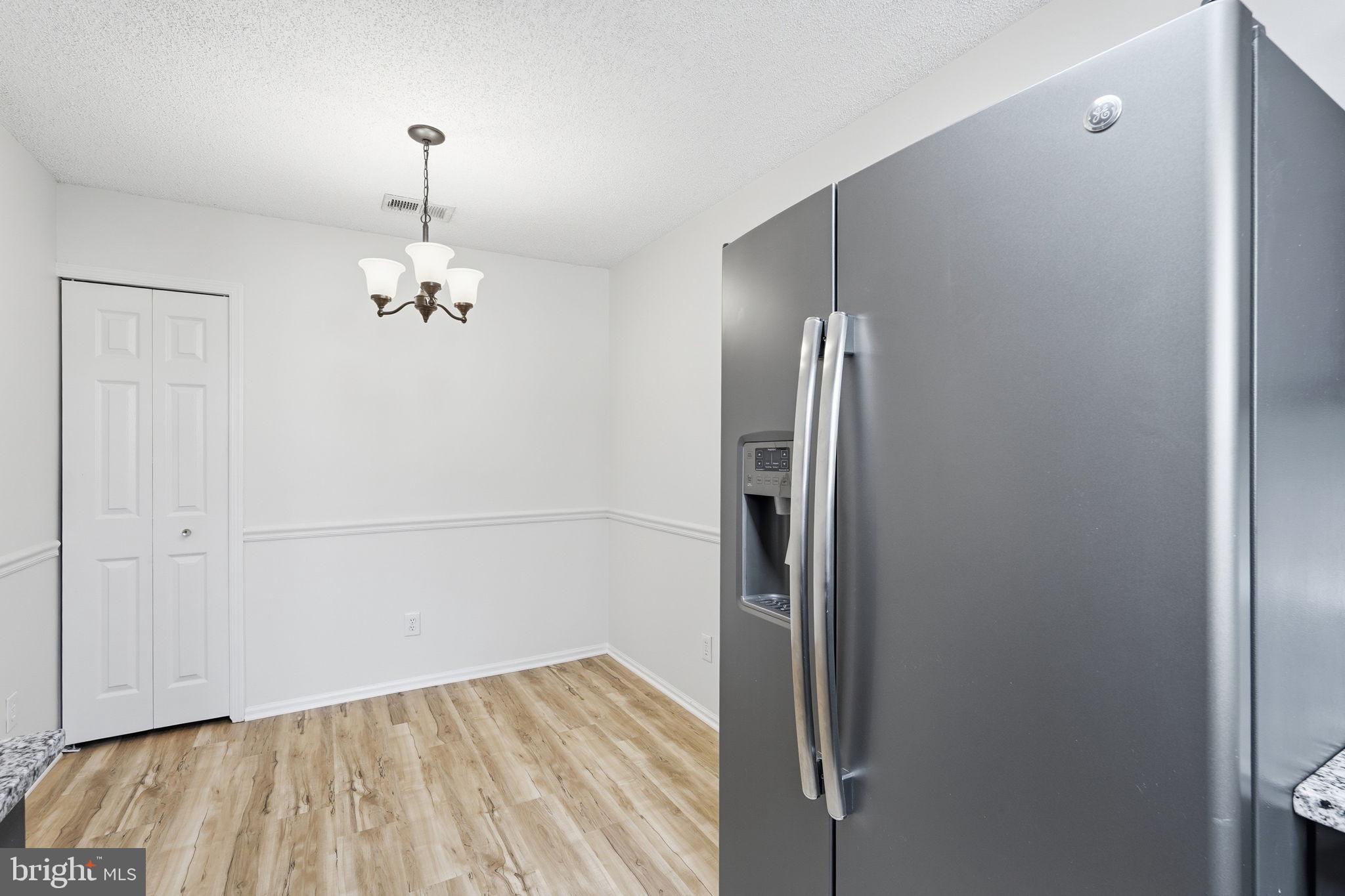 FOX CHASE/EXETER - Residential