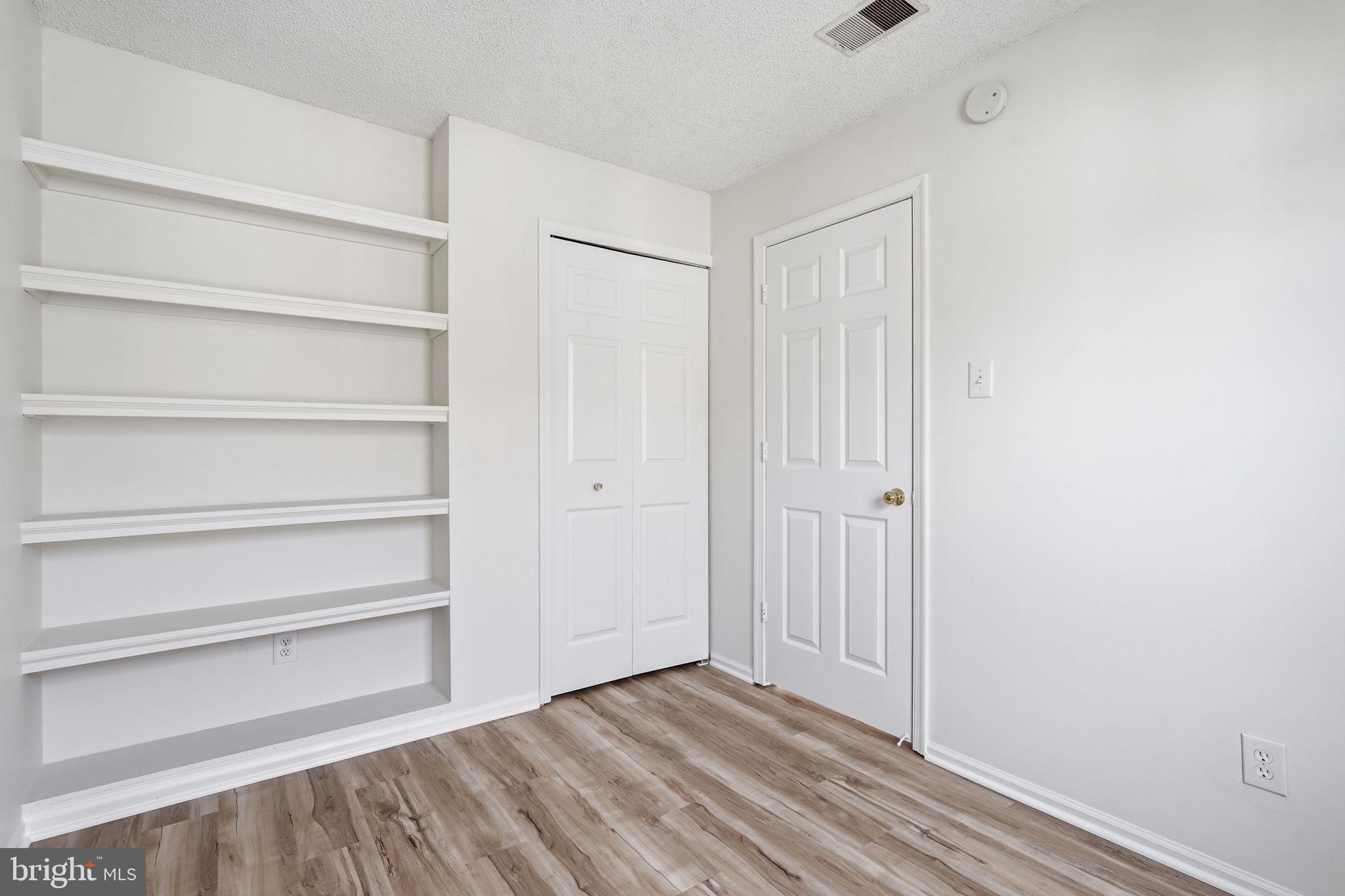 FOX CHASE/EXETER - Residential