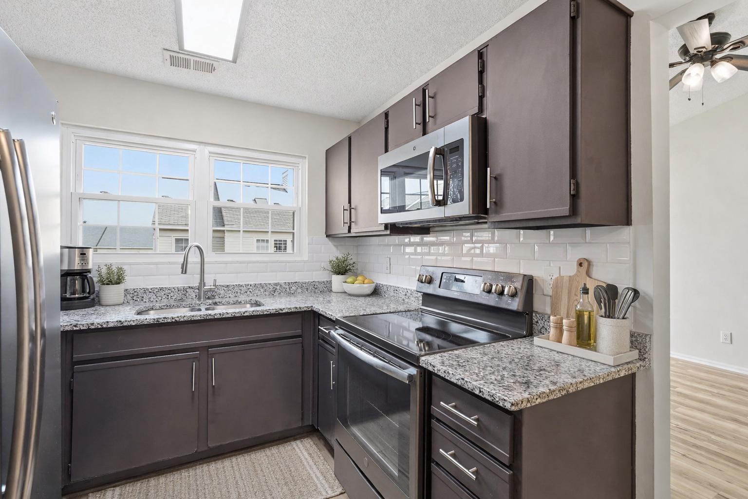 FOX CHASE/EXETER - Residential