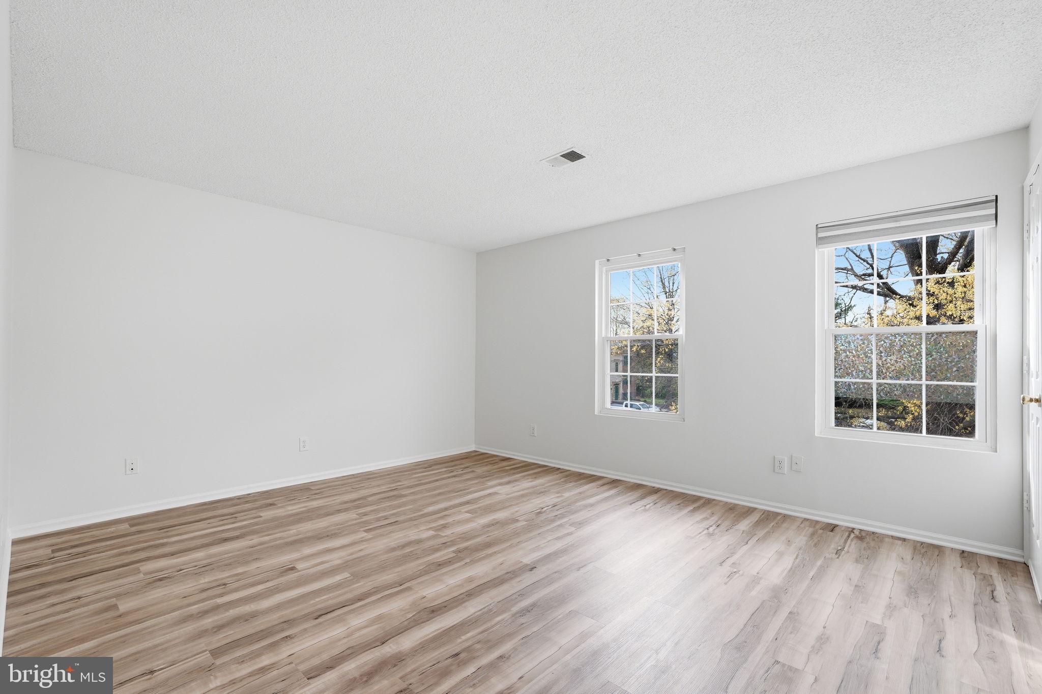 FOX CHASE/EXETER - Residential