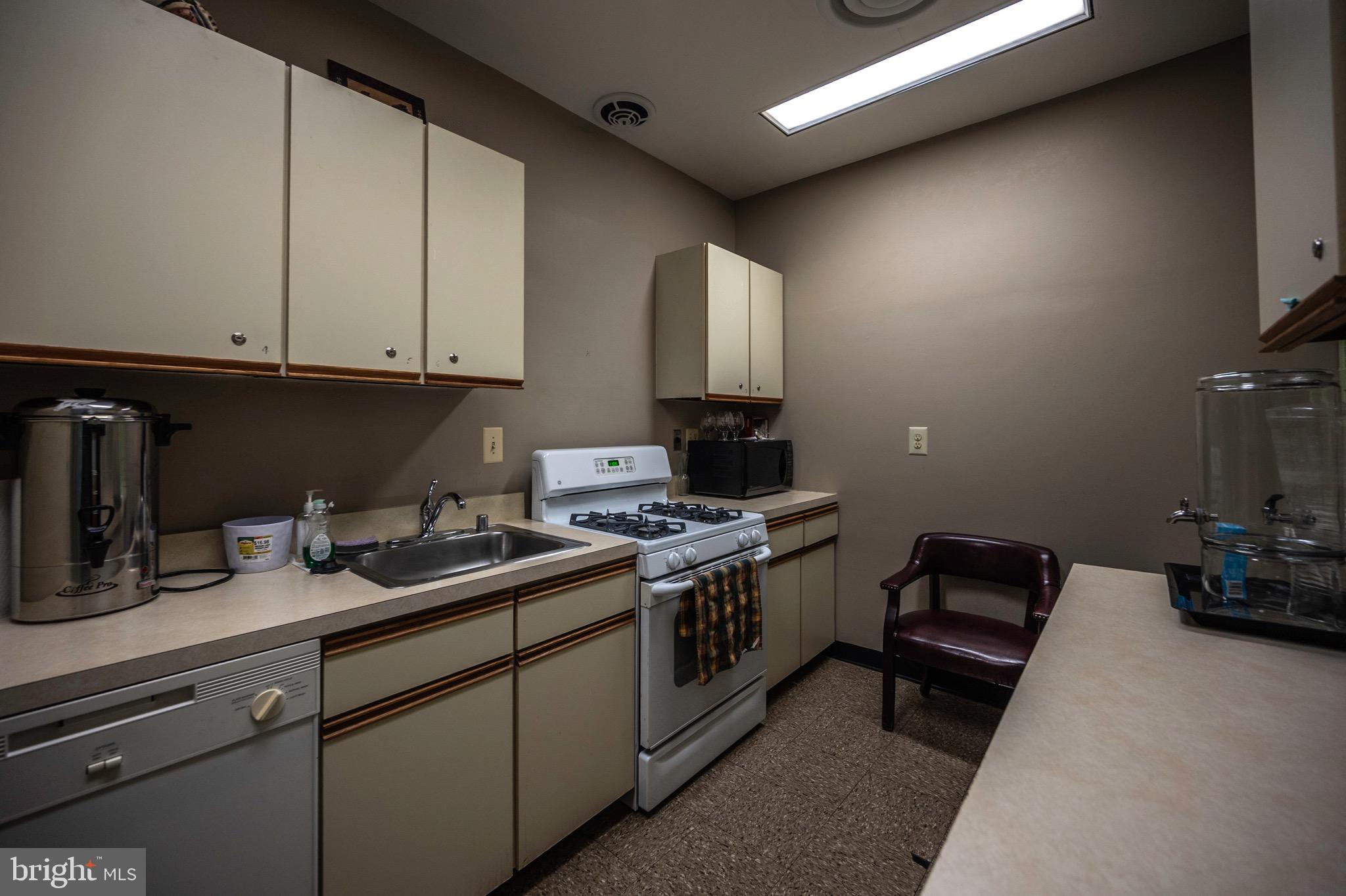 HYDE PARK - Residential