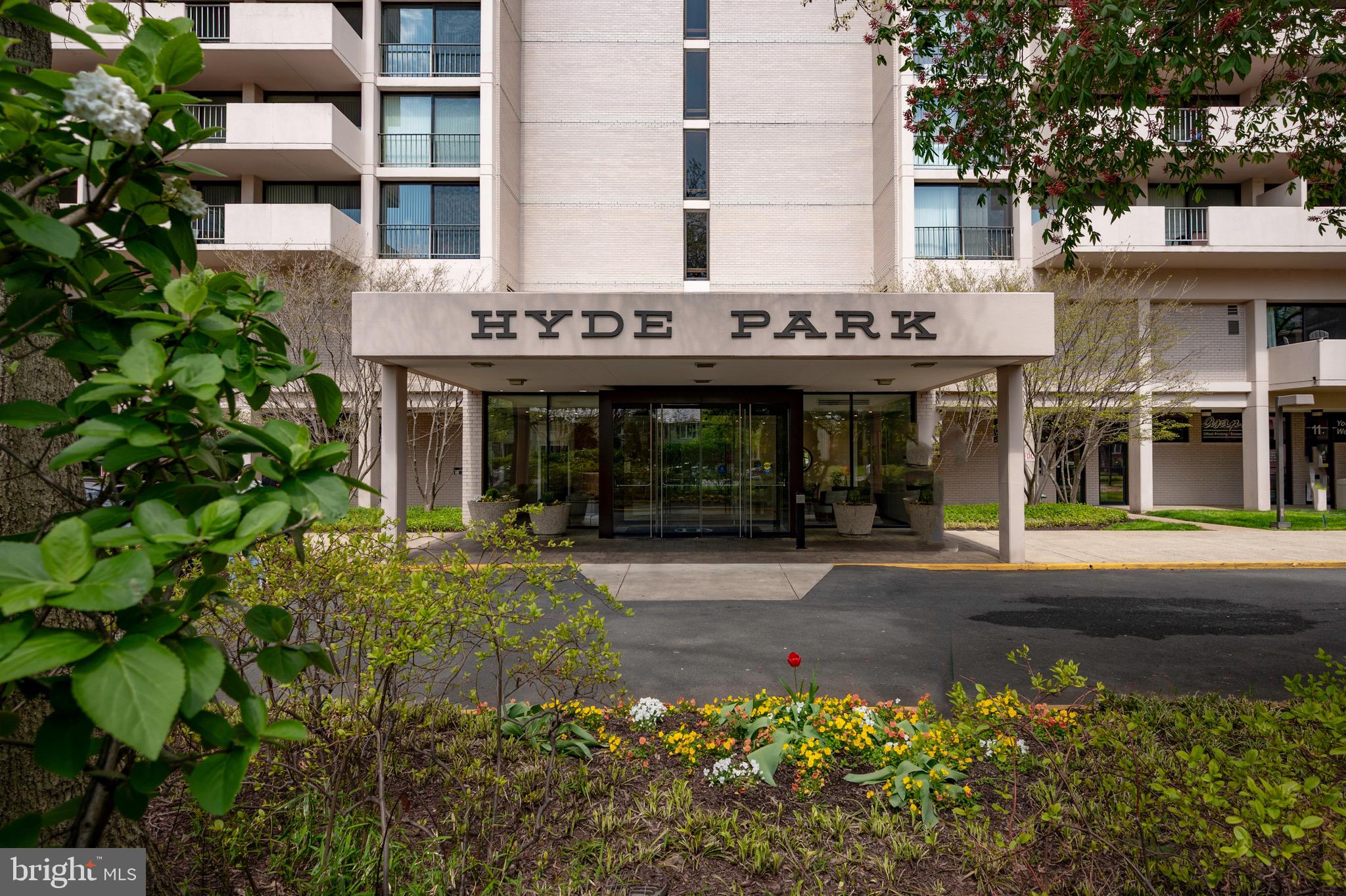 4141 N HENDERSON ROAD 127