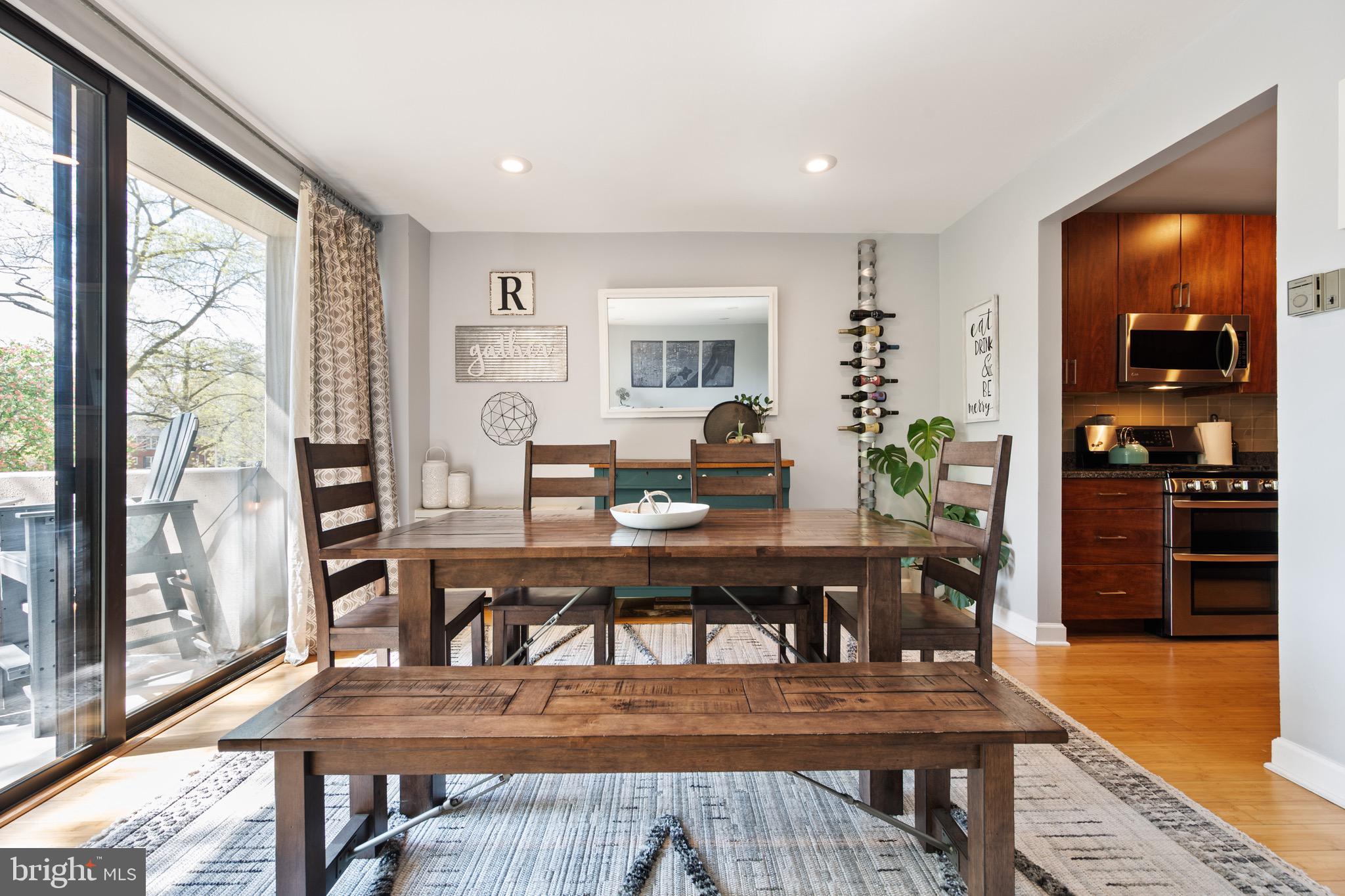 HYDE PARK - Residential