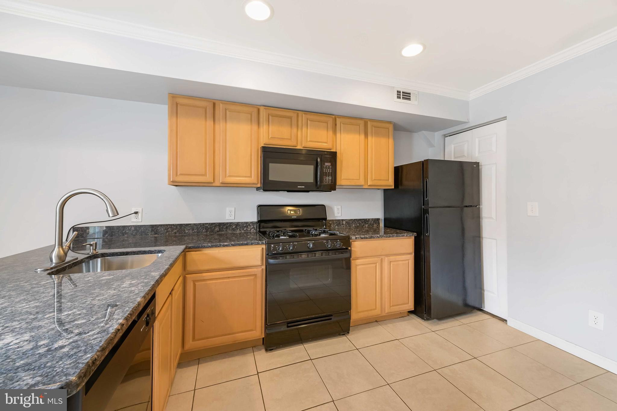 FELLS POINT HISTORIC DISTRICT - Residential Lease