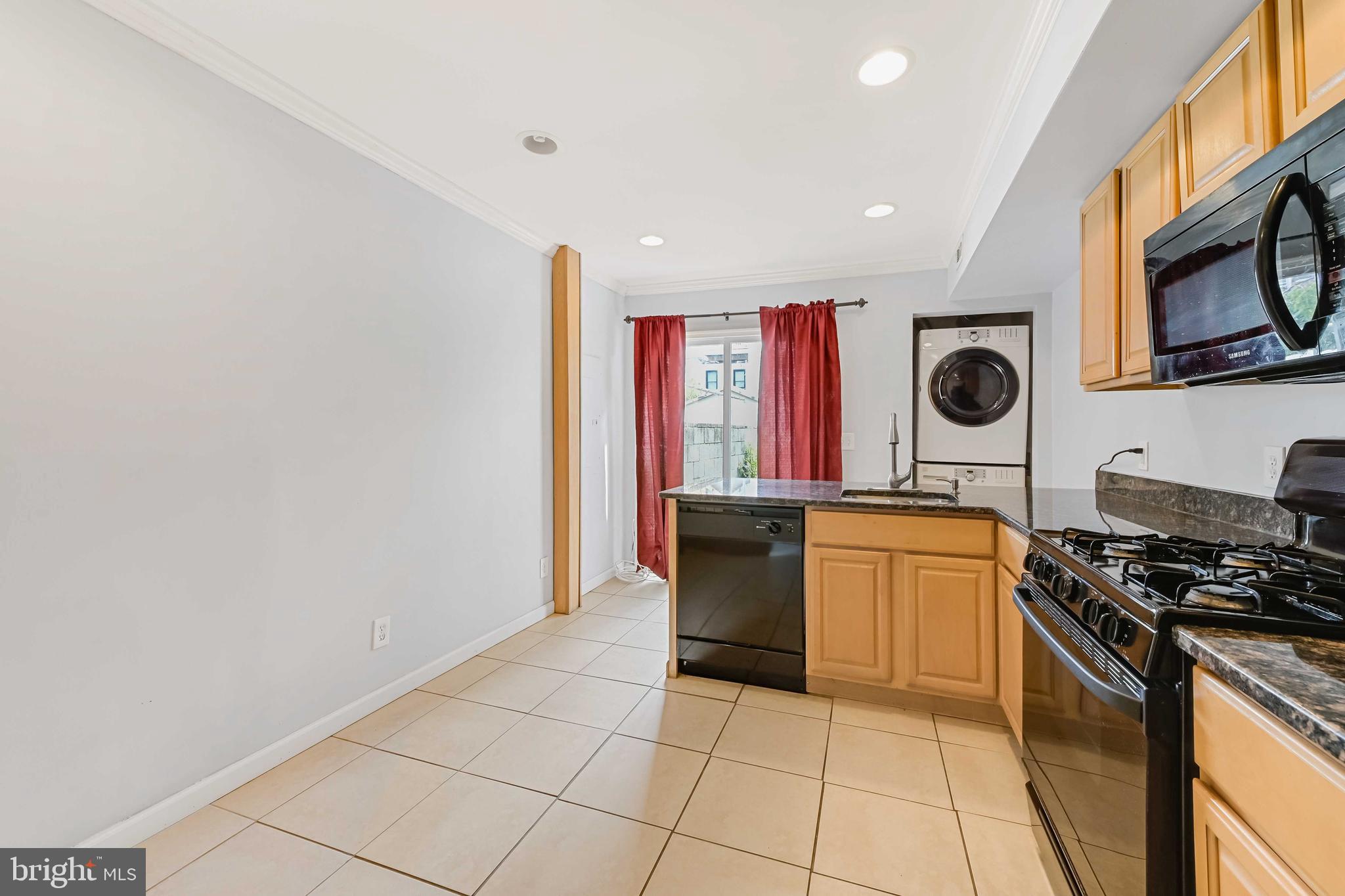 FELLS POINT HISTORIC DISTRICT - Residential Lease