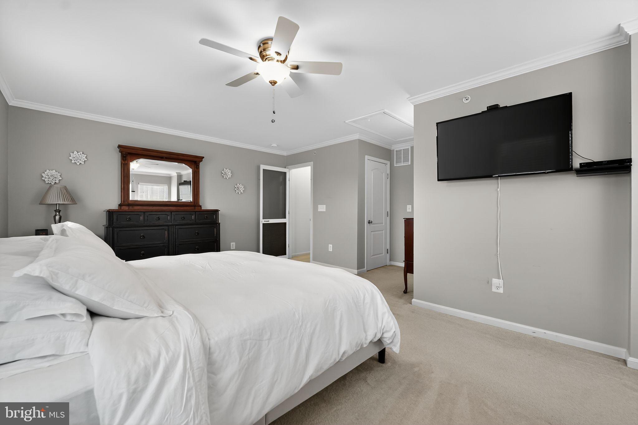 RESERVOIR RIDGE - Residential