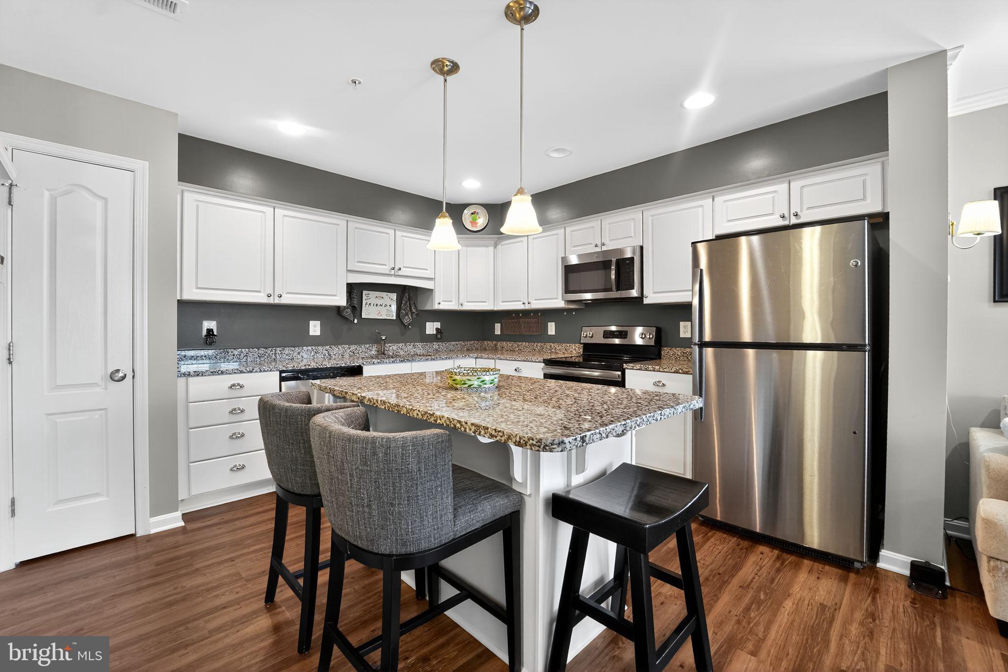 RESERVOIR RIDGE - Residential