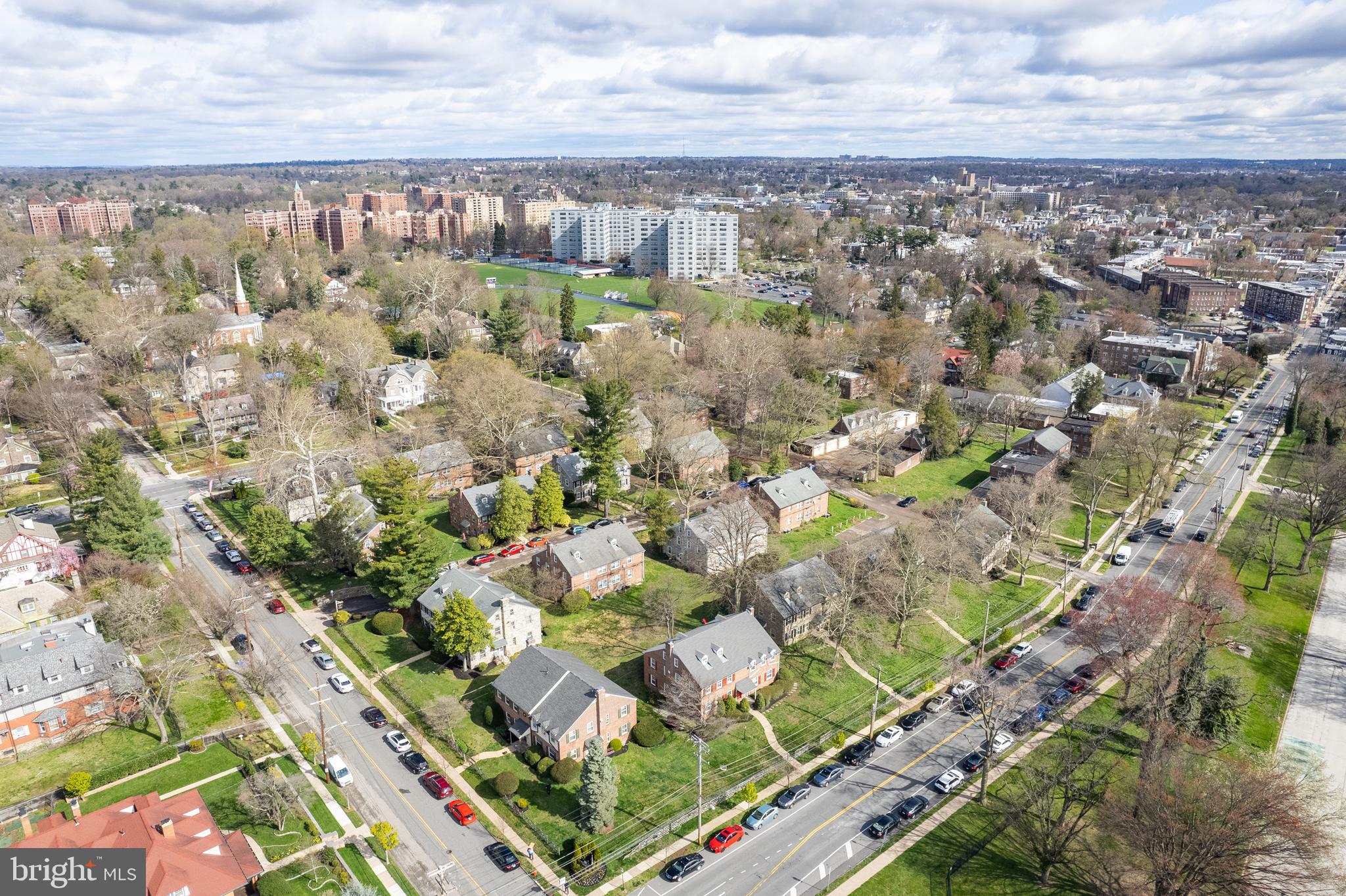 EAST FALLS - Residential Lease