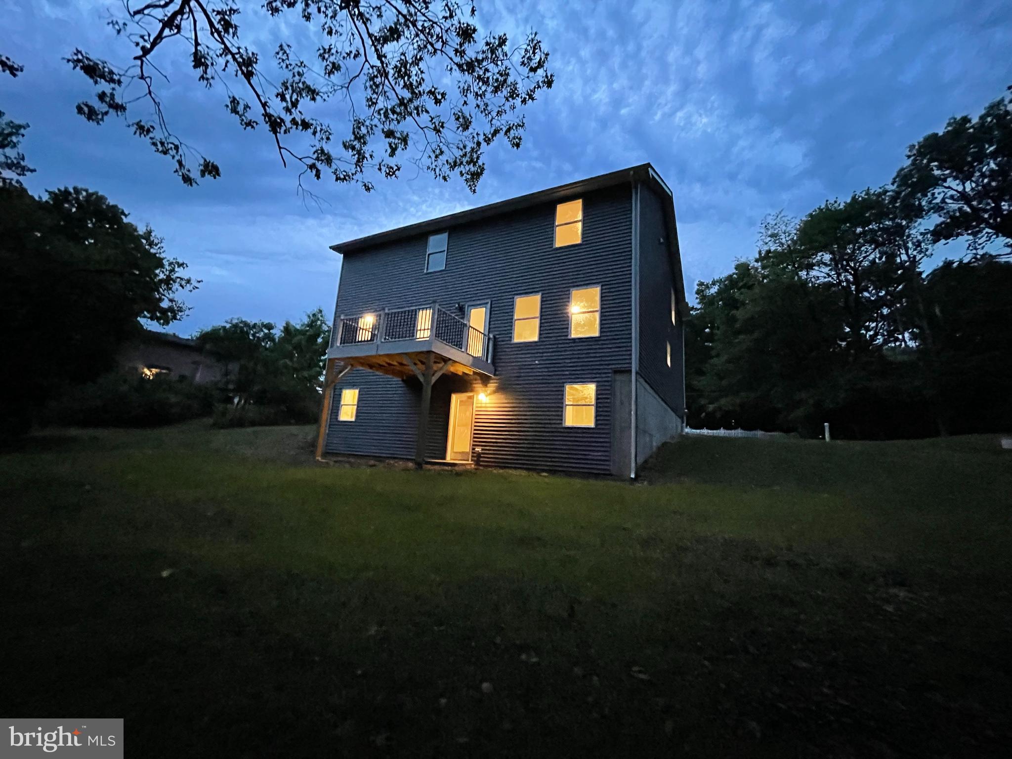 SUNRISE TERRACE - Residential