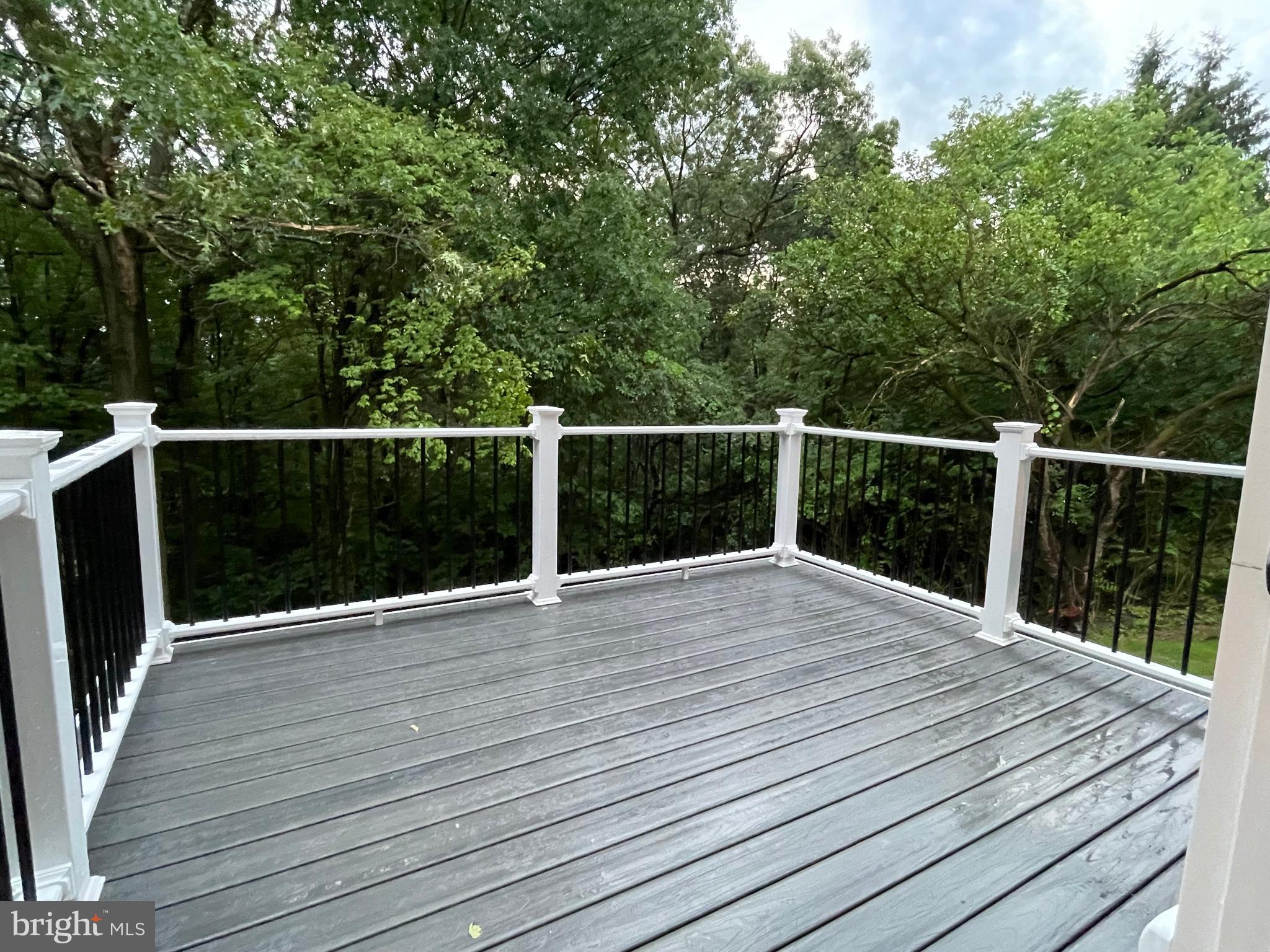 SUNRISE TERRACE - Residential