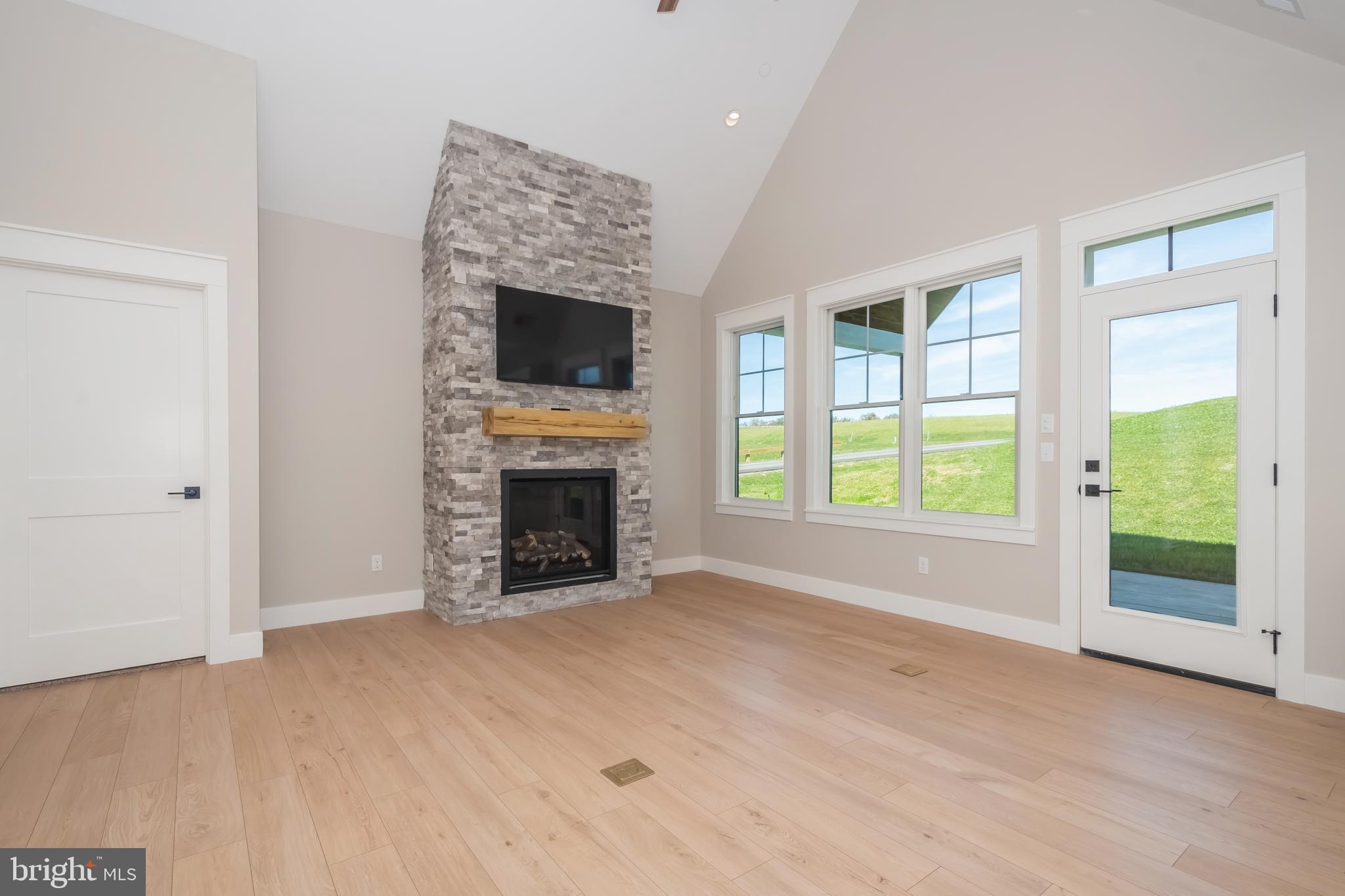 GRANTSVILLE - Residential