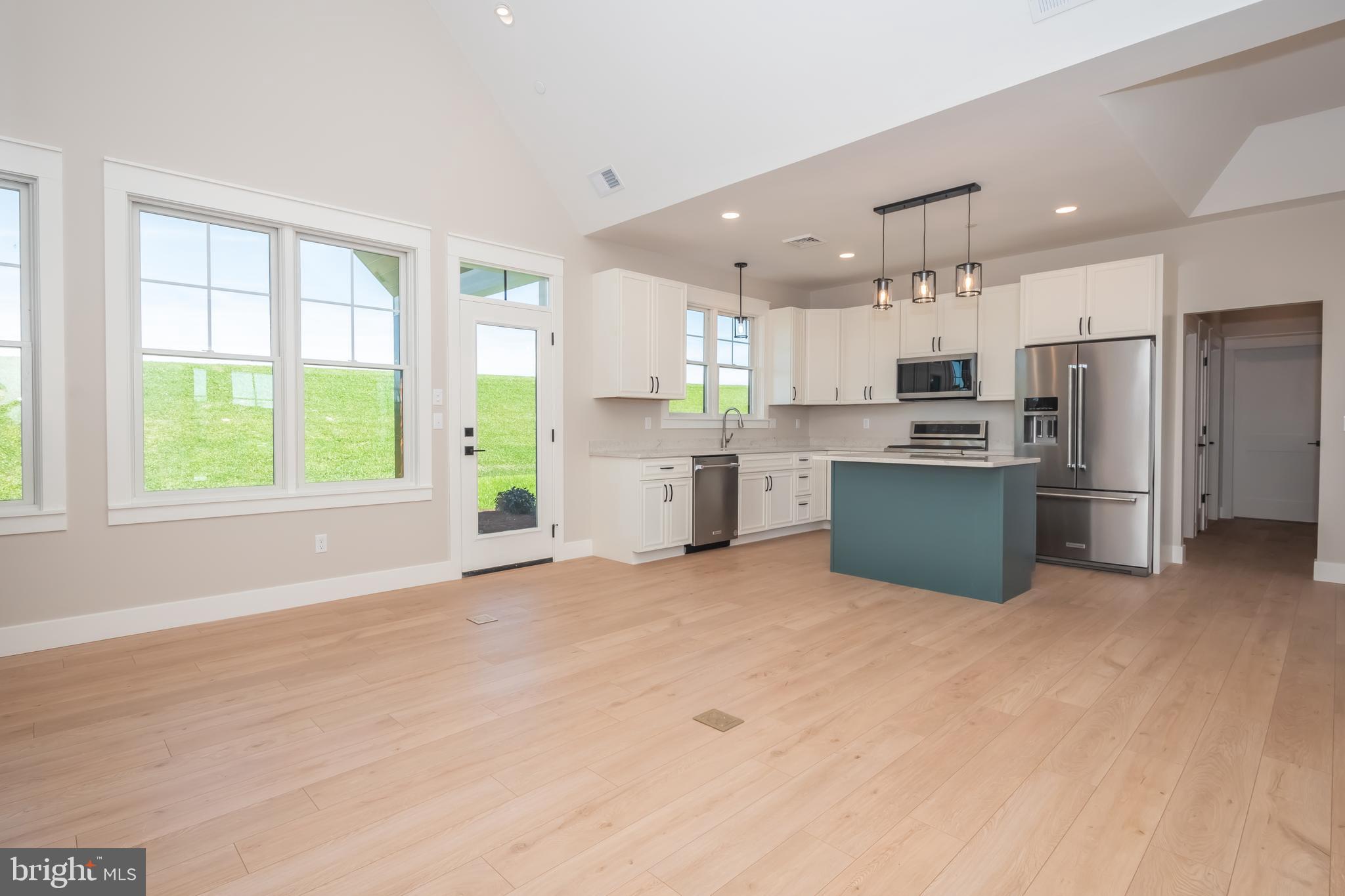 GRANTSVILLE - Residential