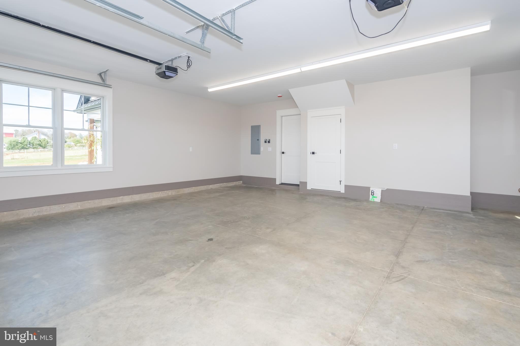 GRANTSVILLE - Residential