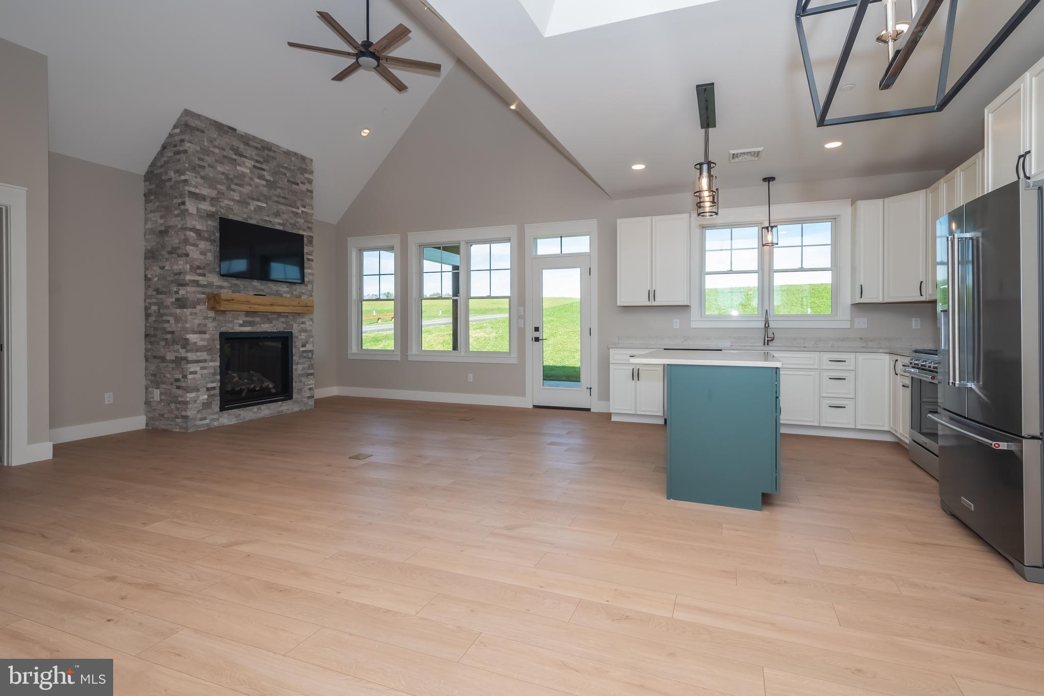 GRANTSVILLE - Residential