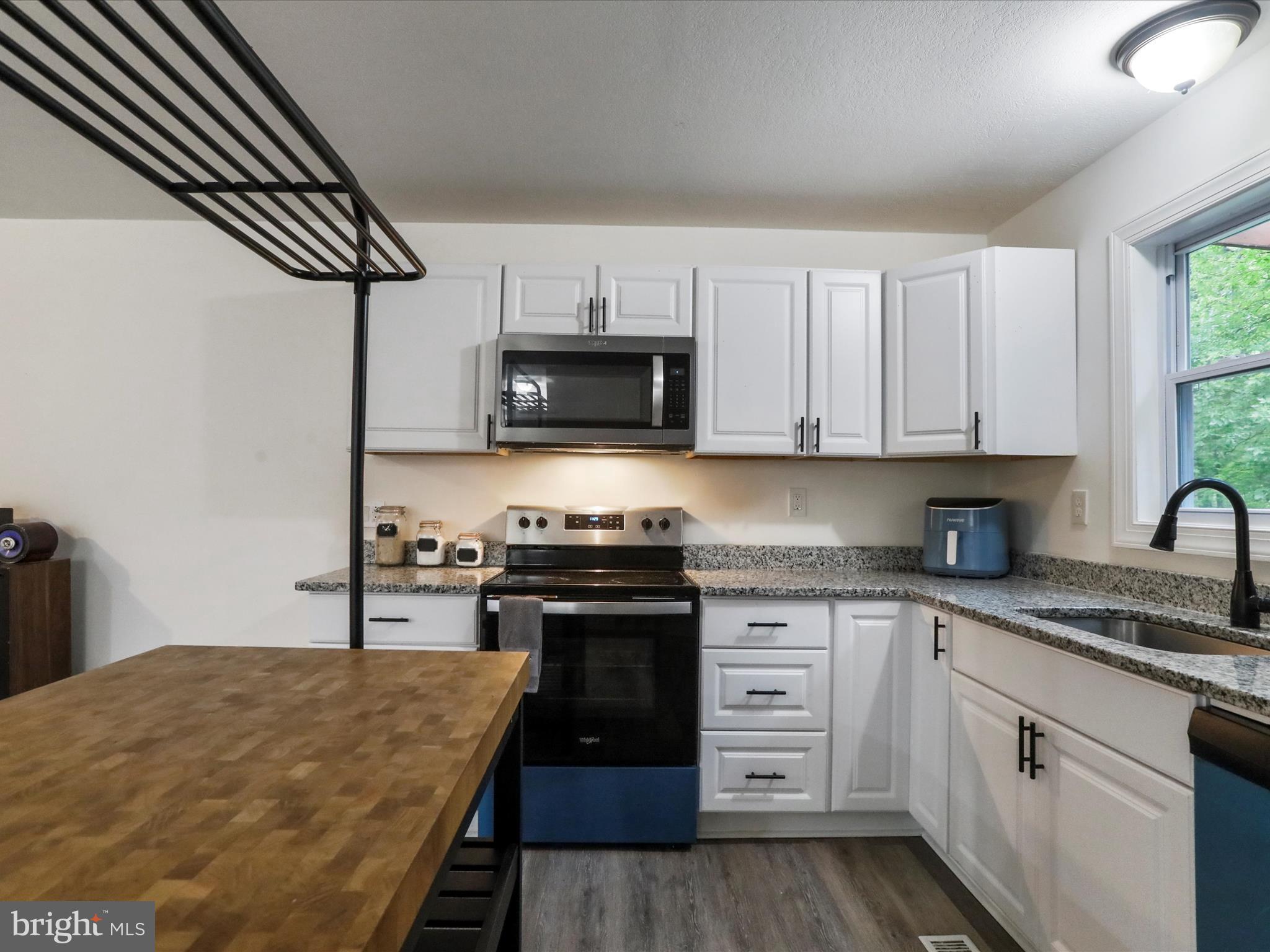 WESTRIDGE HILLS - Residential