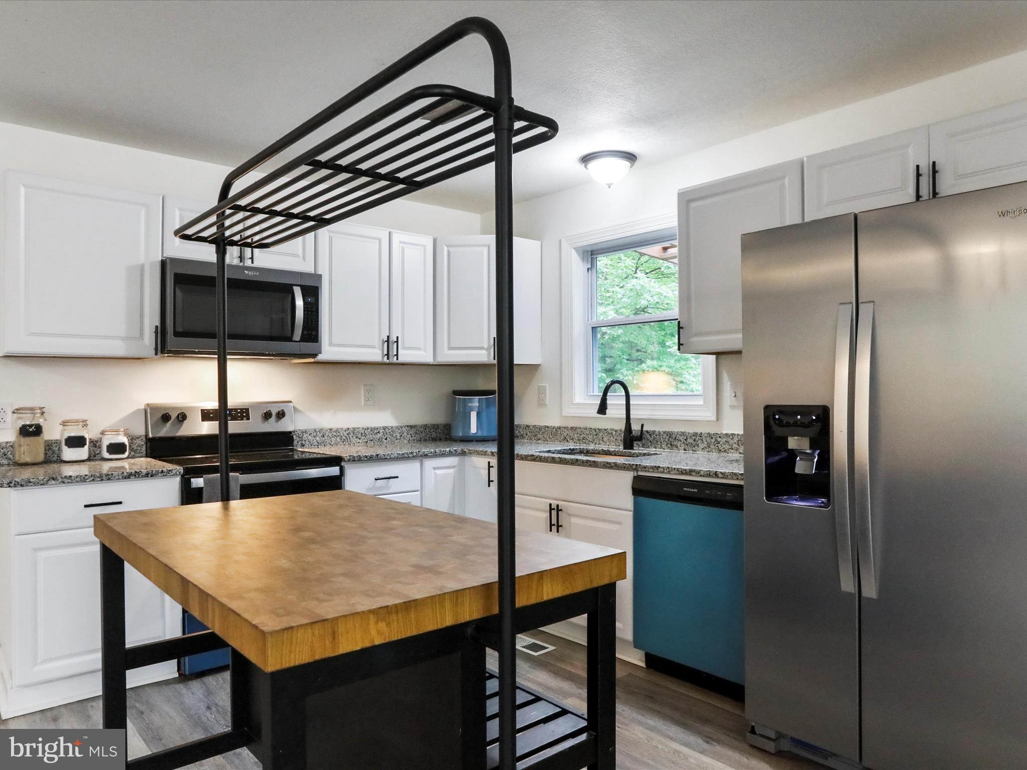 WESTRIDGE HILLS - Residential