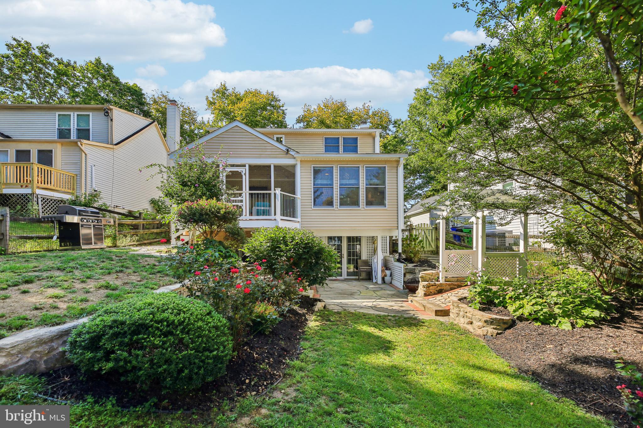 VILLAGE OF KINGS CONTRIVANCE - Residential