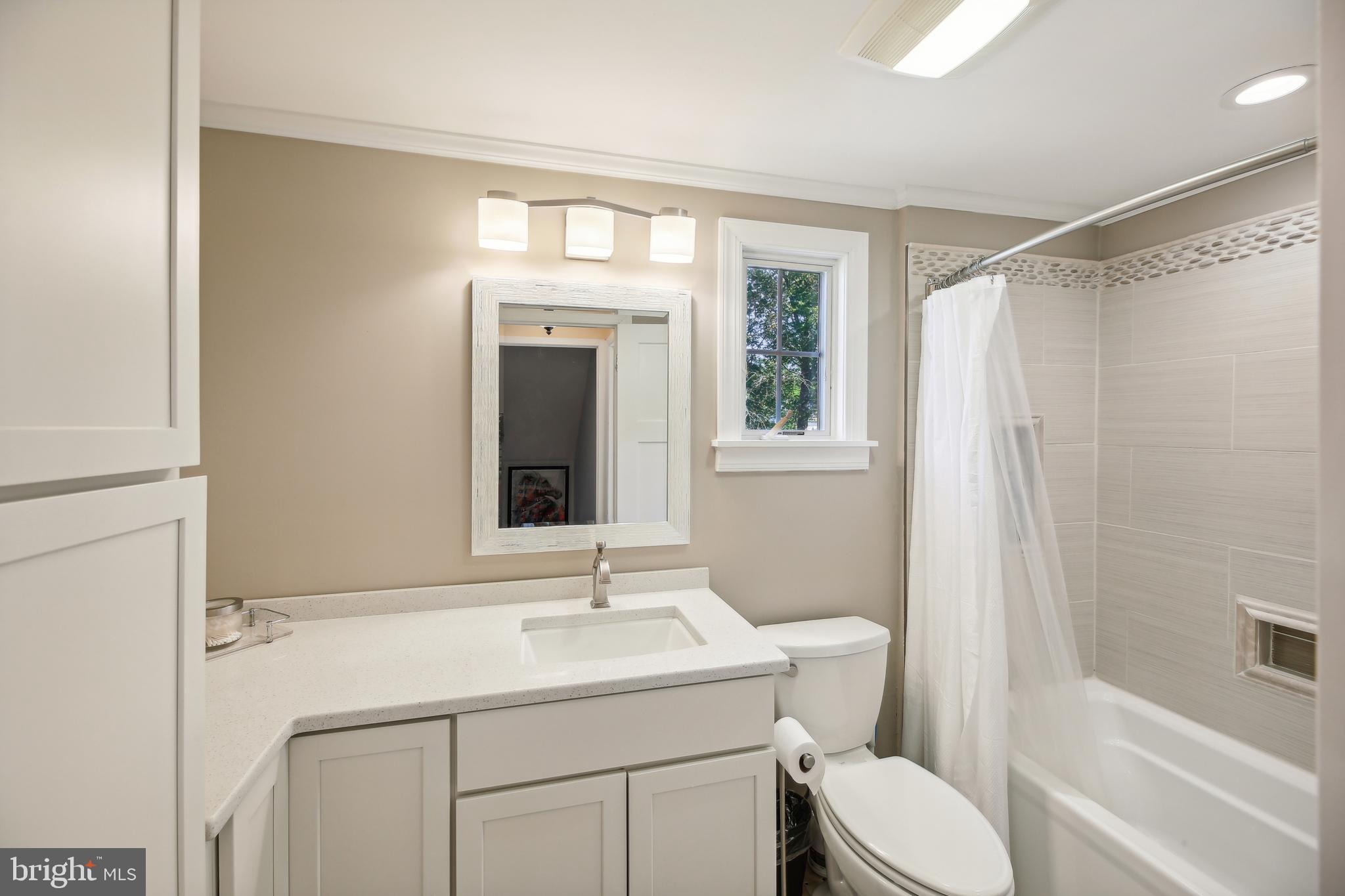 VILLAGE OF KINGS CONTRIVANCE - Residential