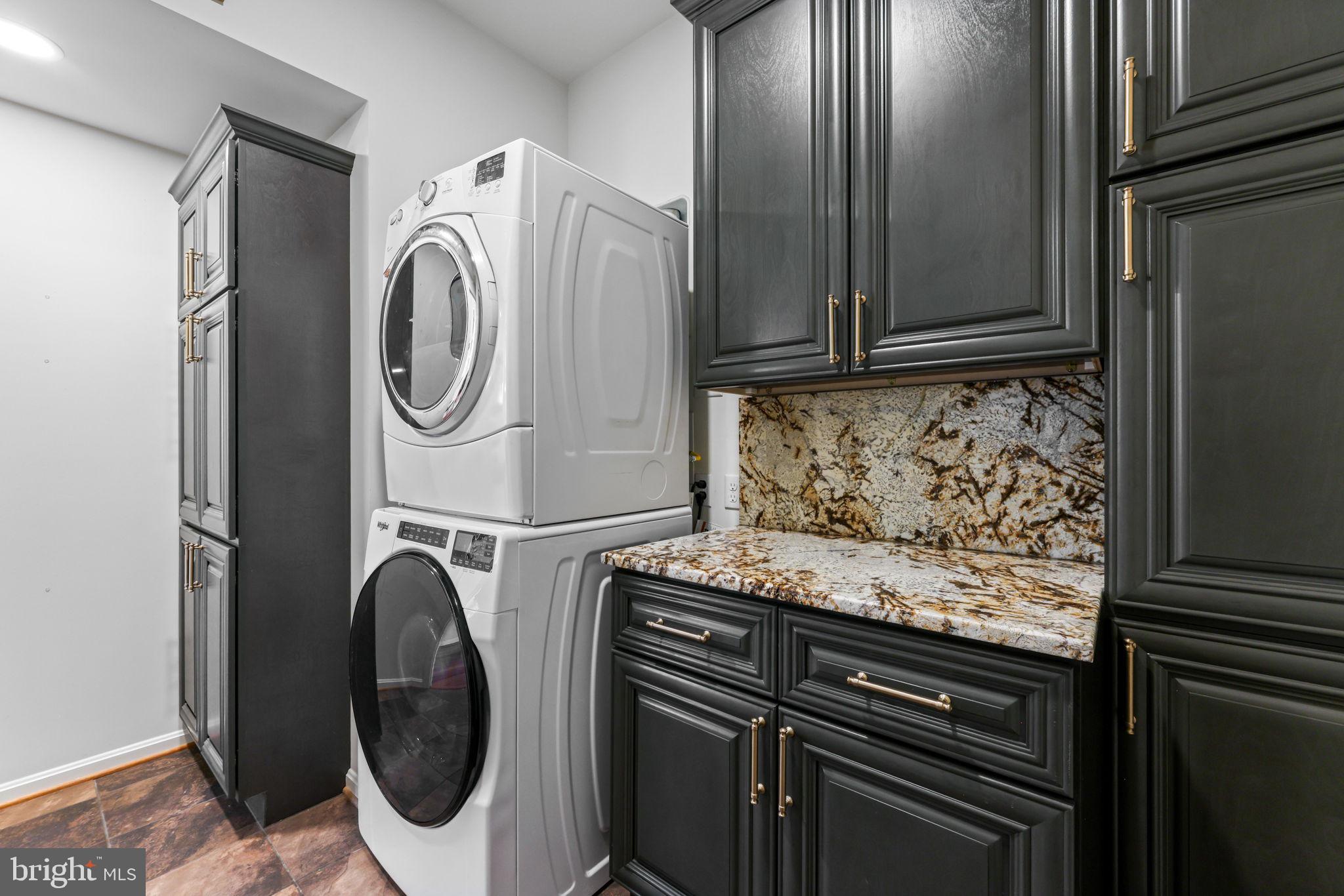 CREEKSIDE AT OSPREY LANDING - Residential