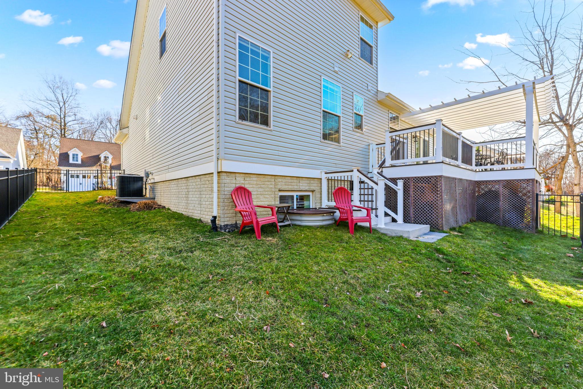 CREEKSIDE AT OSPREY LANDING - Residential