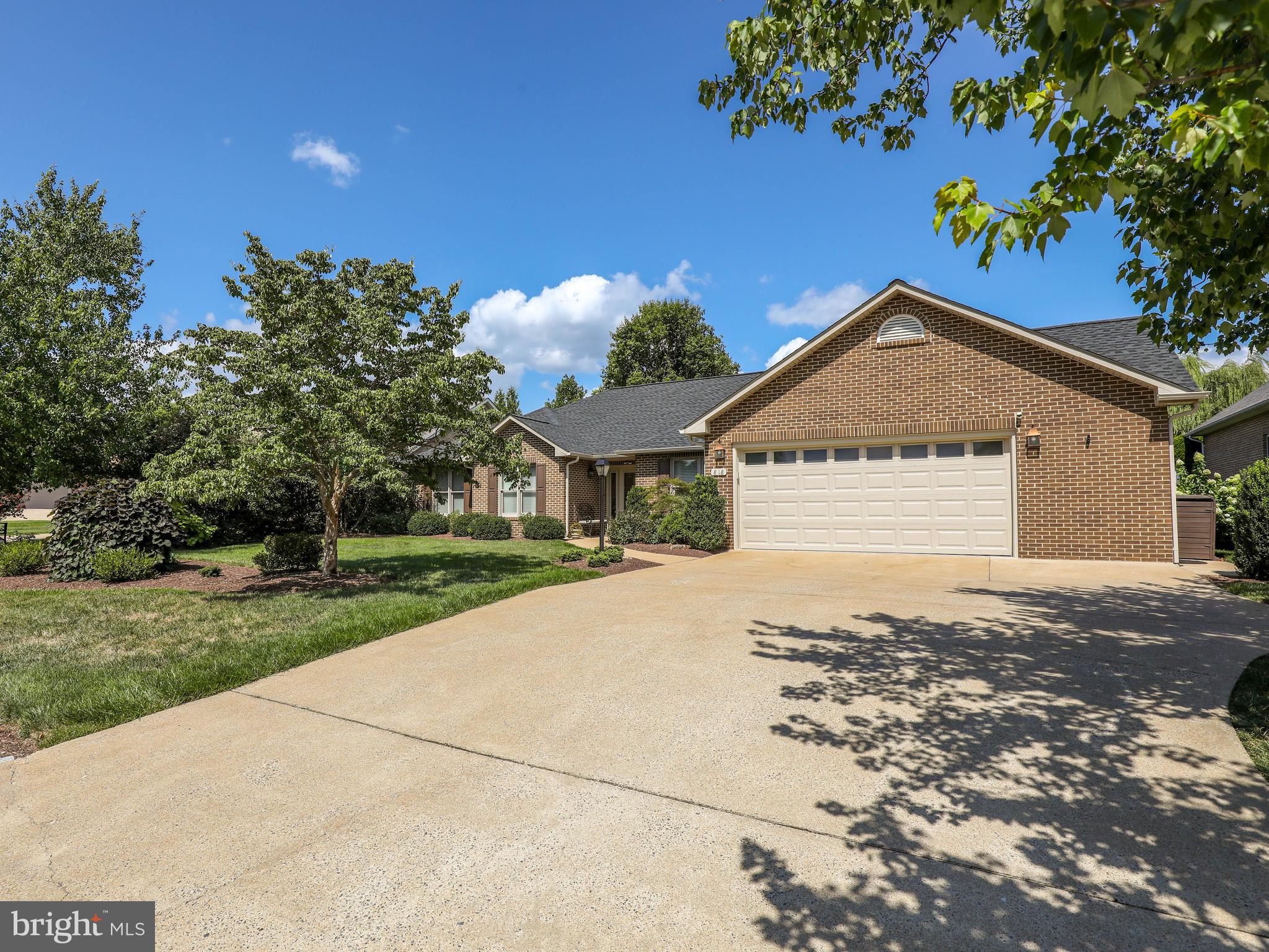 THE DOWNS AT MEADOWBRANCH - Residential