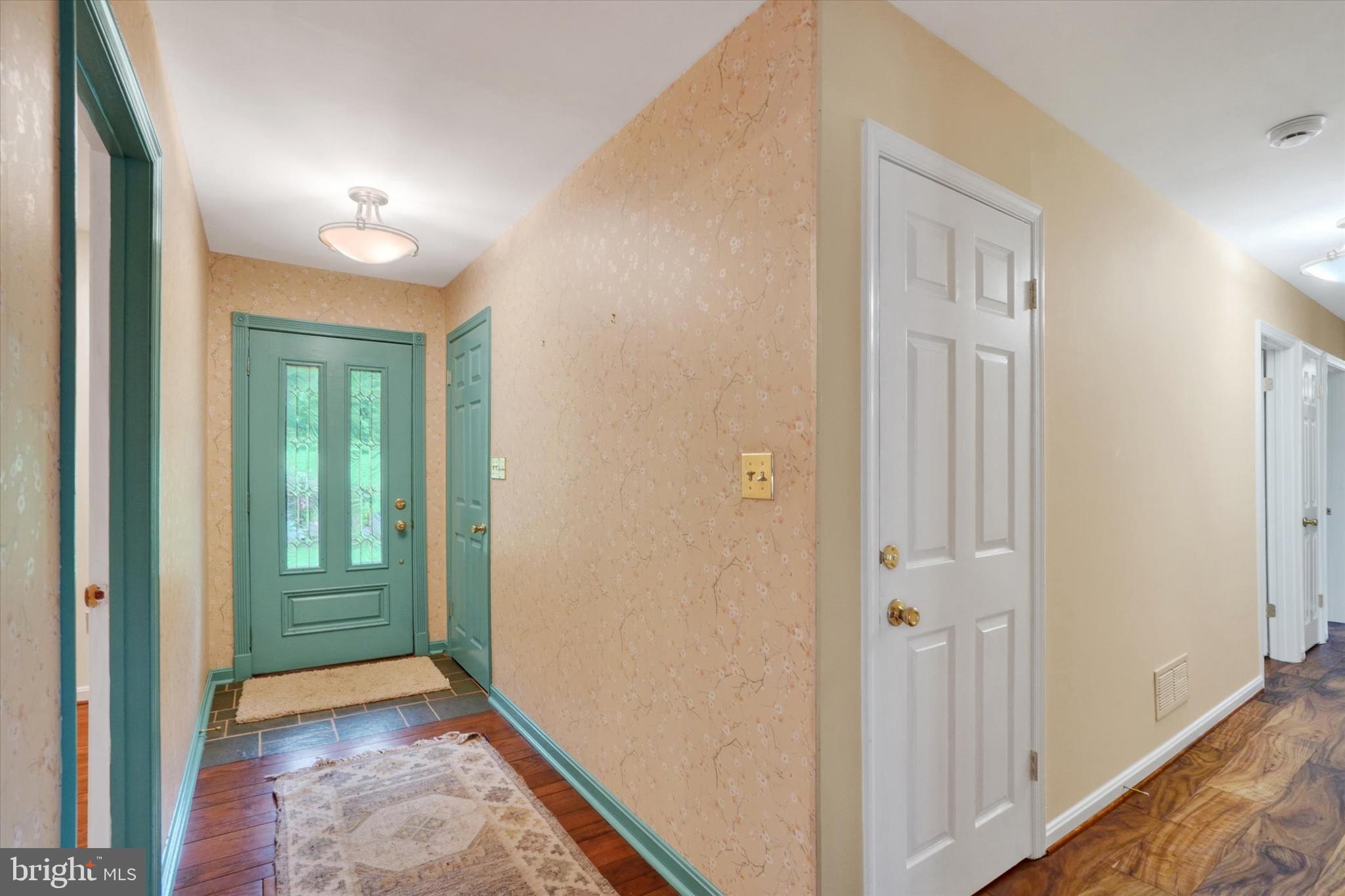 6 DEER HAVEN LANE
