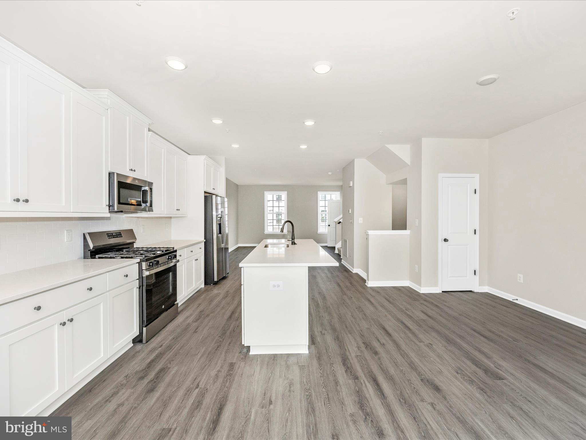 SPRING BANK - Residential