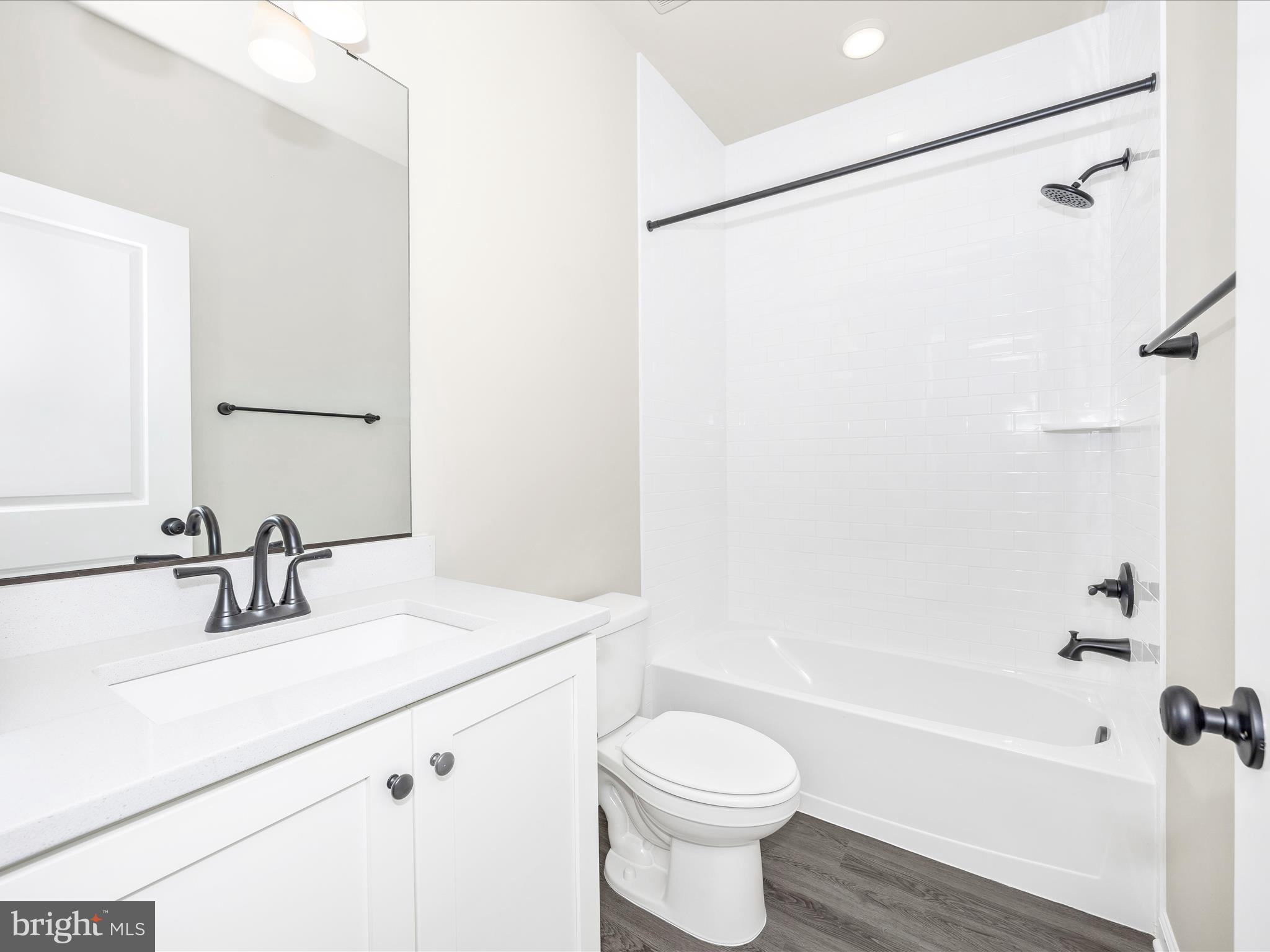 SPRING BANK - Residential