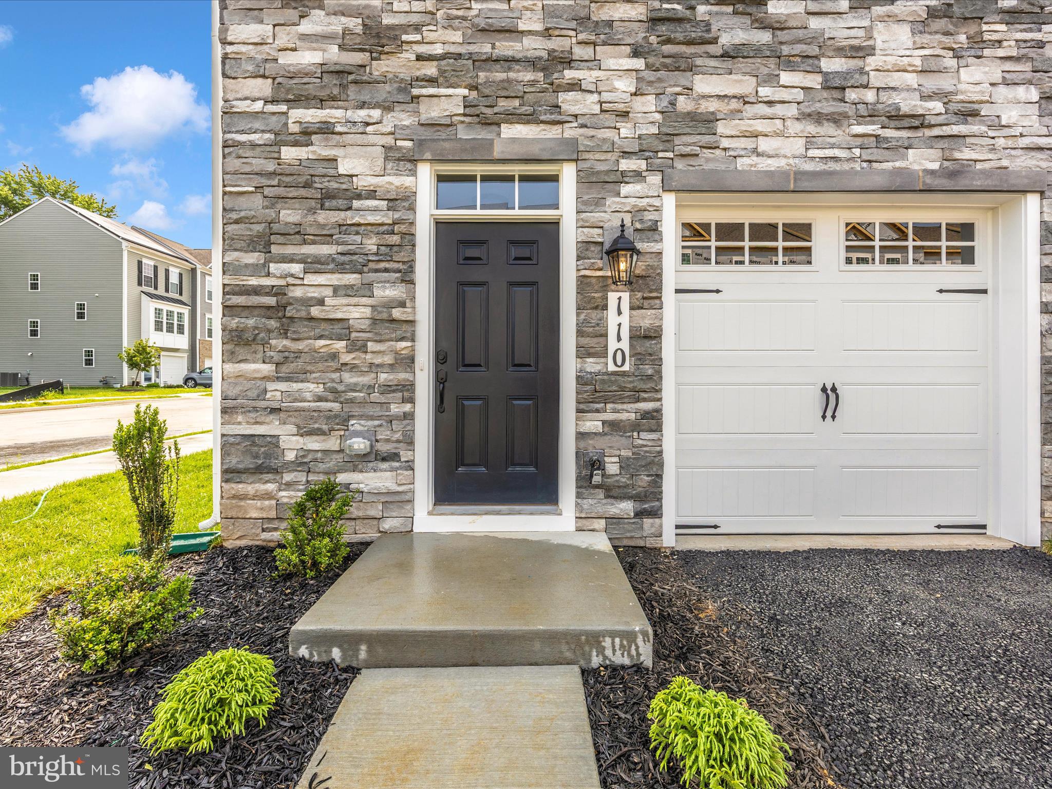 SPRING BANK - Residential