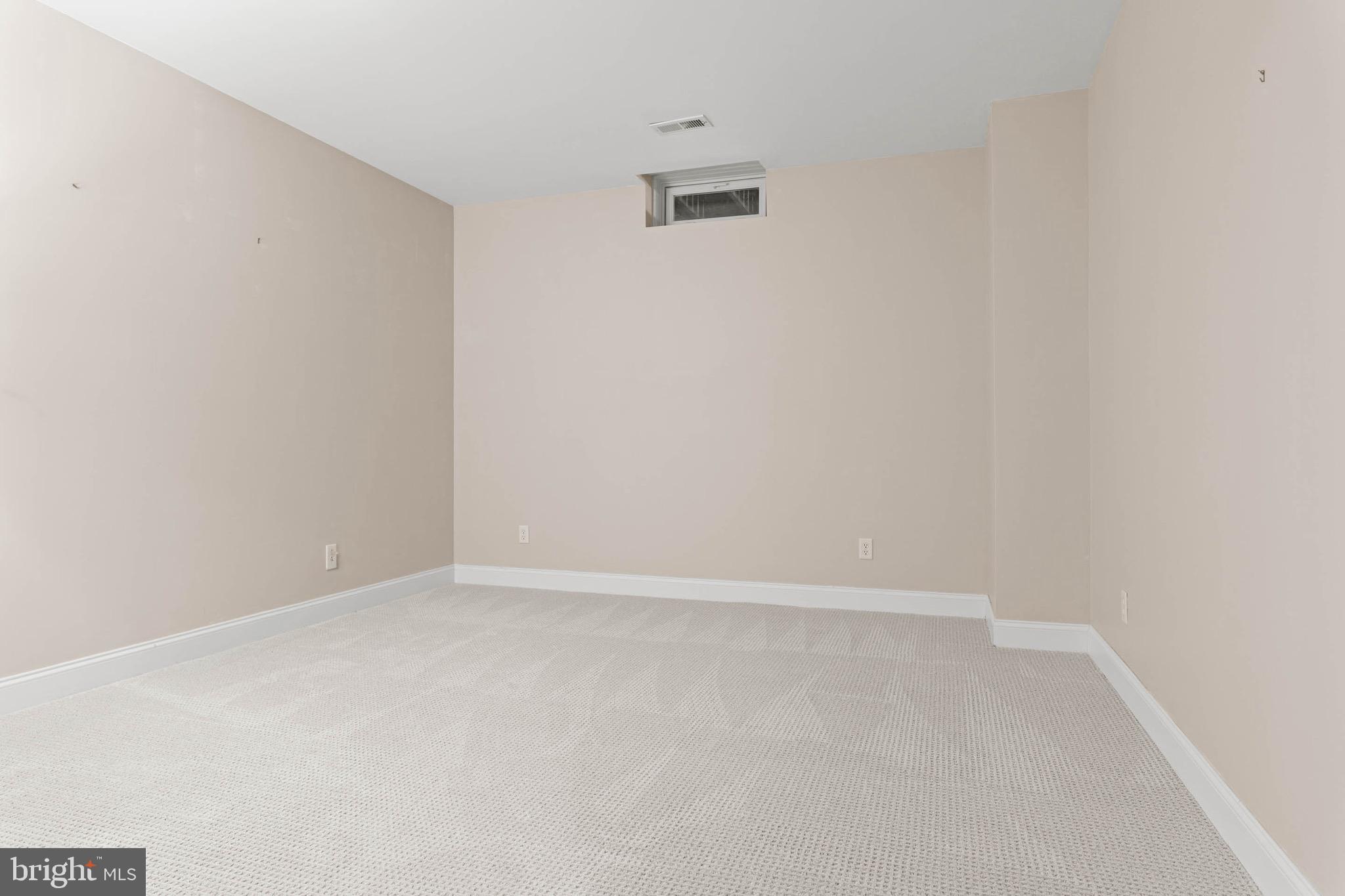 SPRINGTON POINTE WOODS - Residential