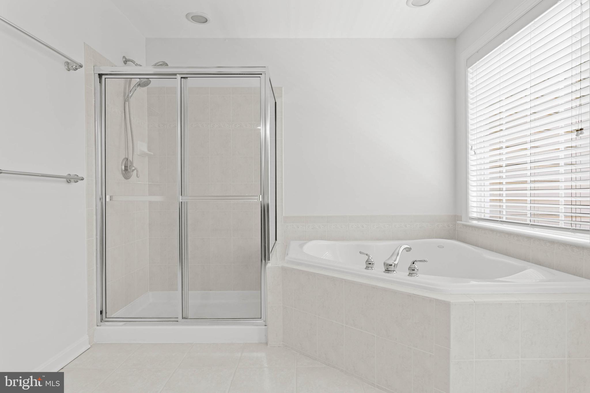 SPRINGTON POINTE WOODS - Residential