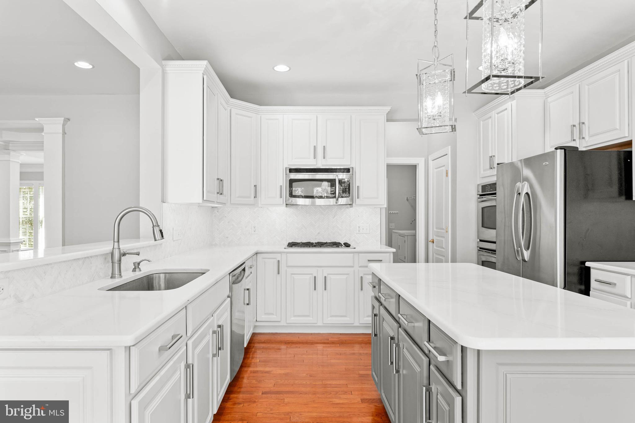 SPRINGTON POINTE WOODS - Residential