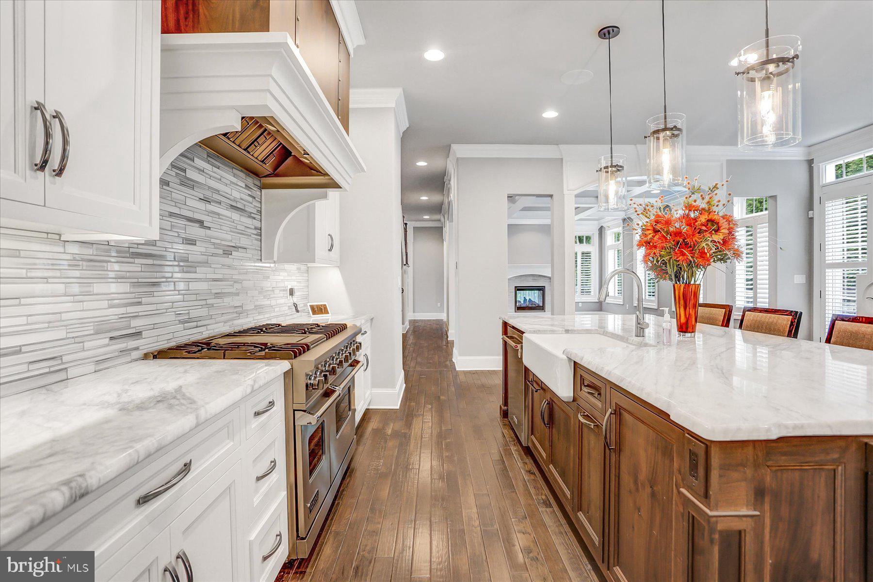 PINEHURST HILLS - Residential