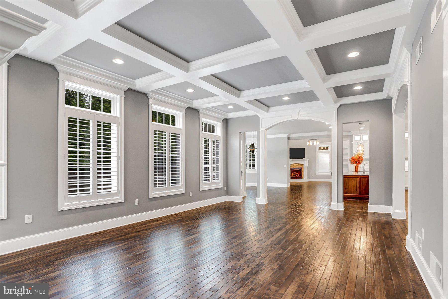 PINEHURST HILLS - Residential