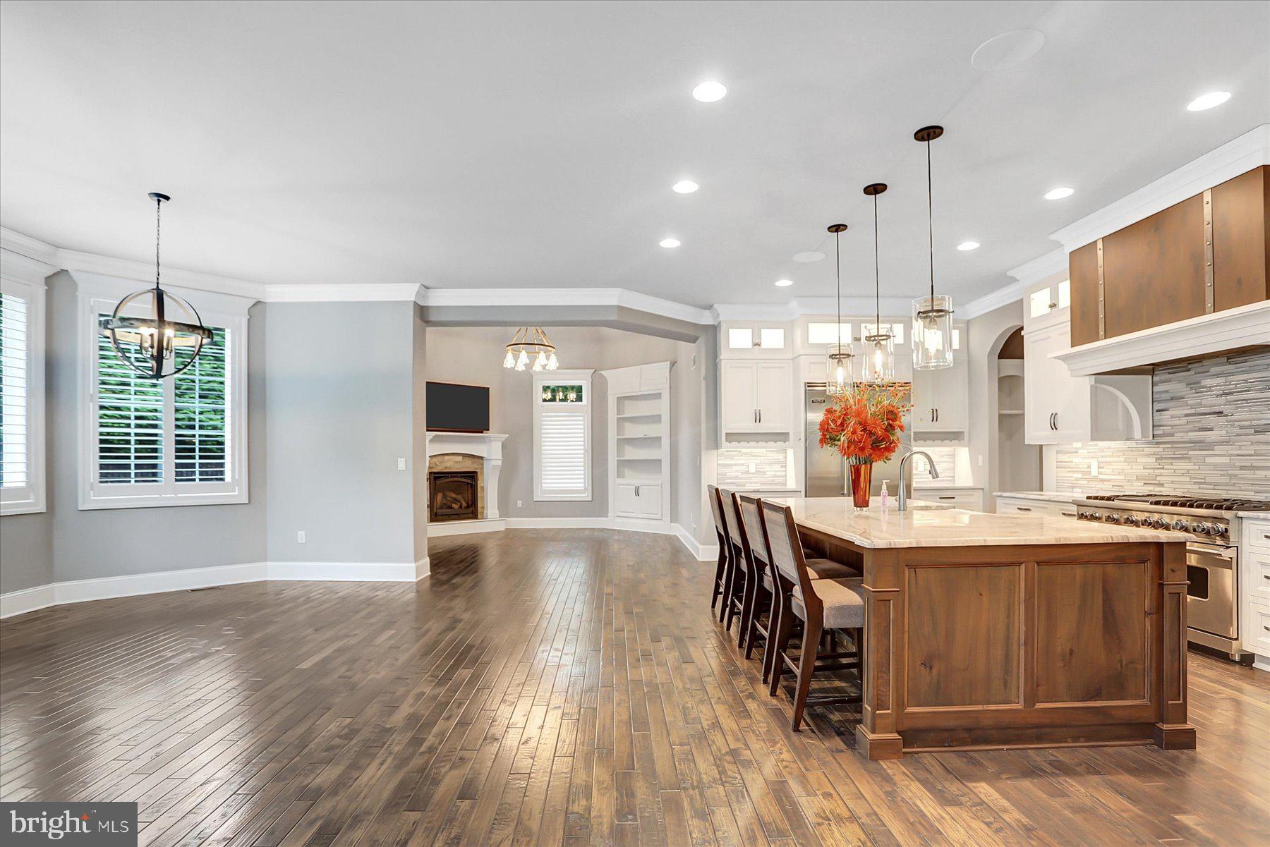 PINEHURST HILLS - Residential