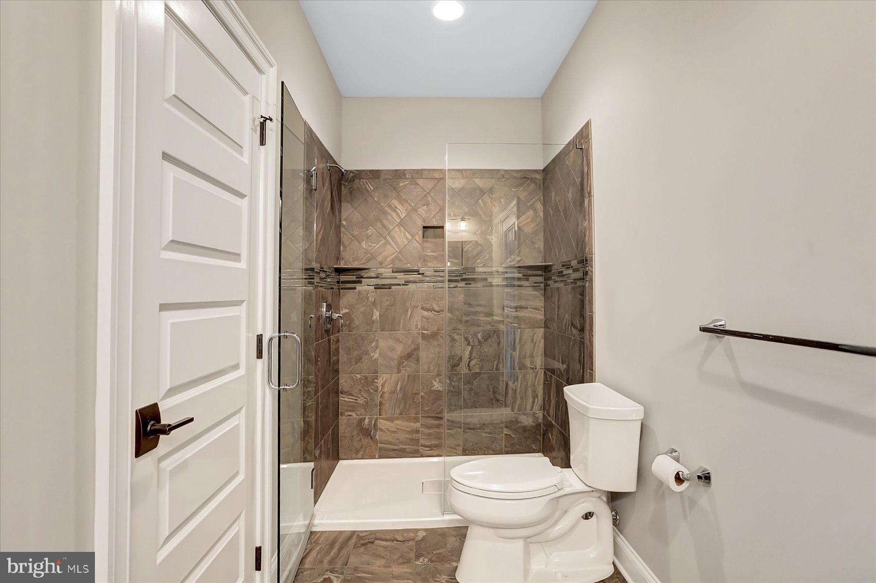 PINEHURST HILLS - Residential