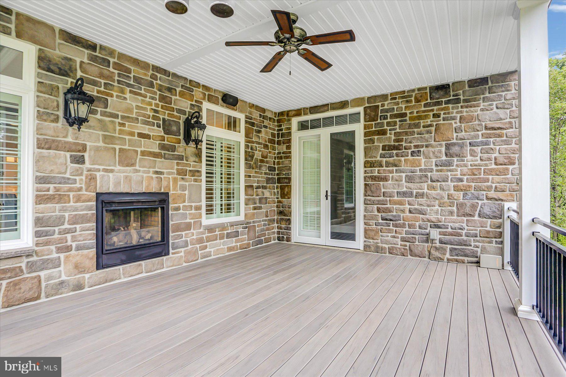 PINEHURST HILLS - Residential